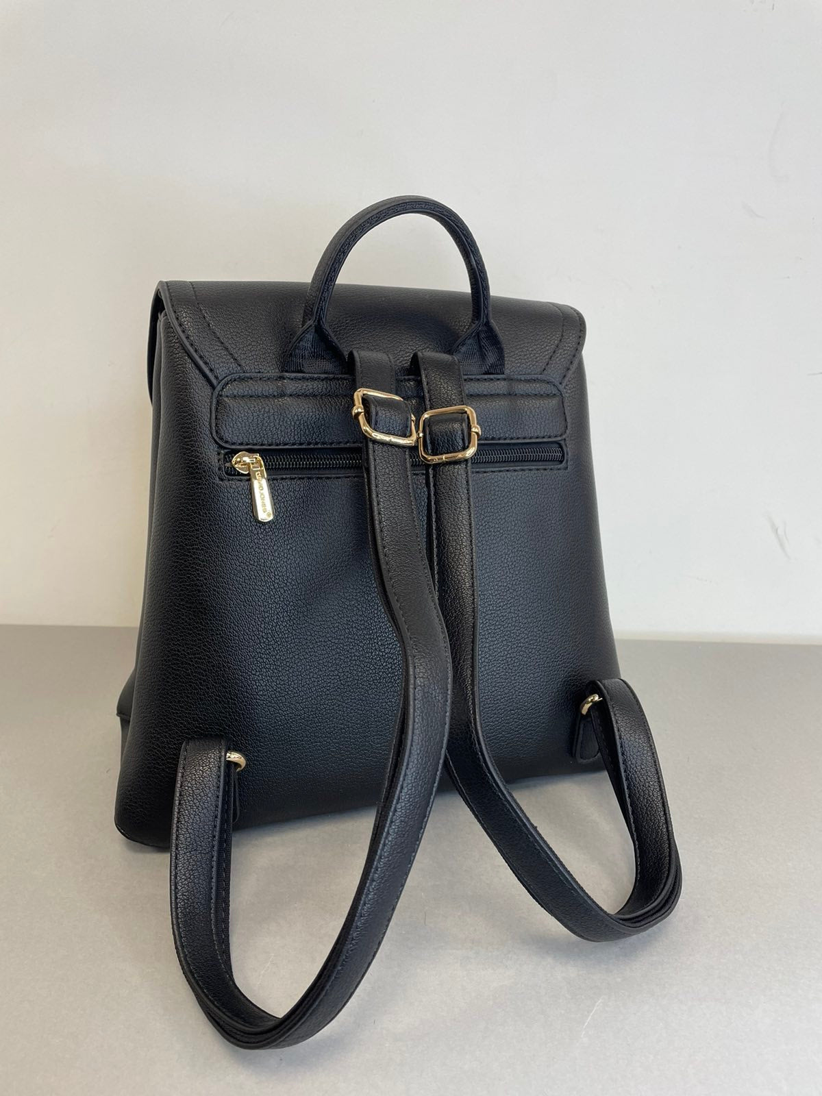 Juoda David Jones moteriška kuprinė