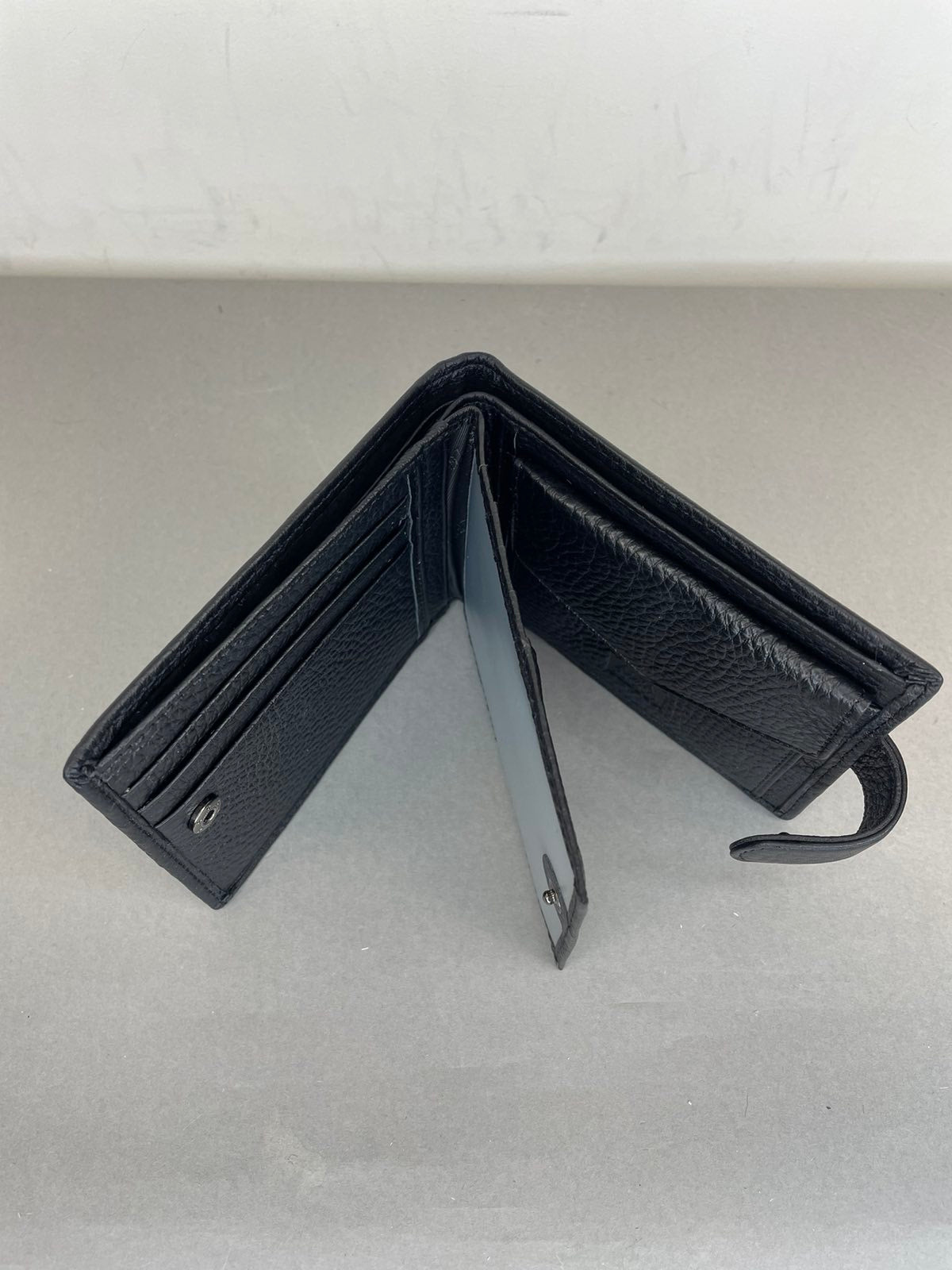 Natūralios odos vyriška piniginė