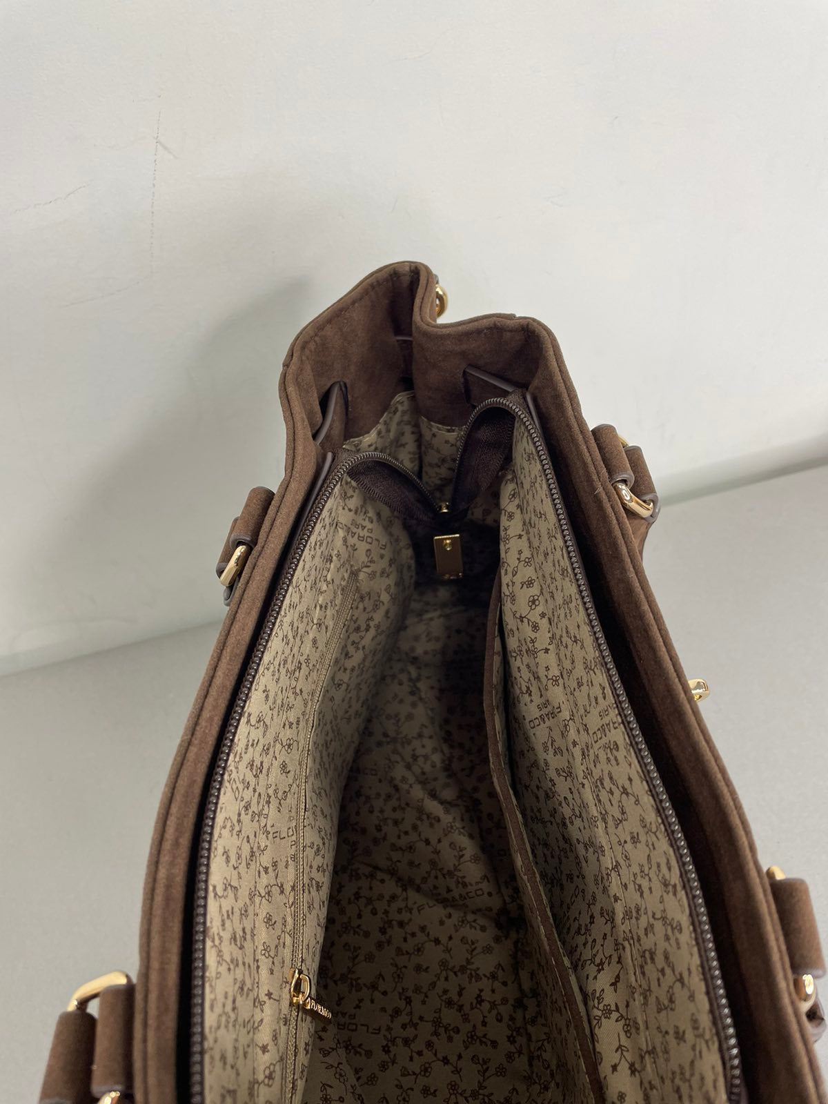 Ruda moteriška rankinė