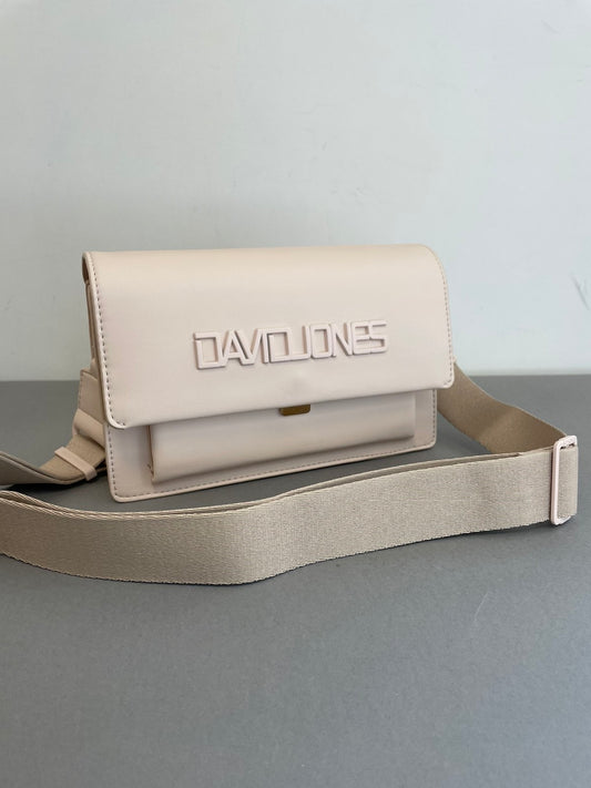 Moteriška rankinė per petį David Jones