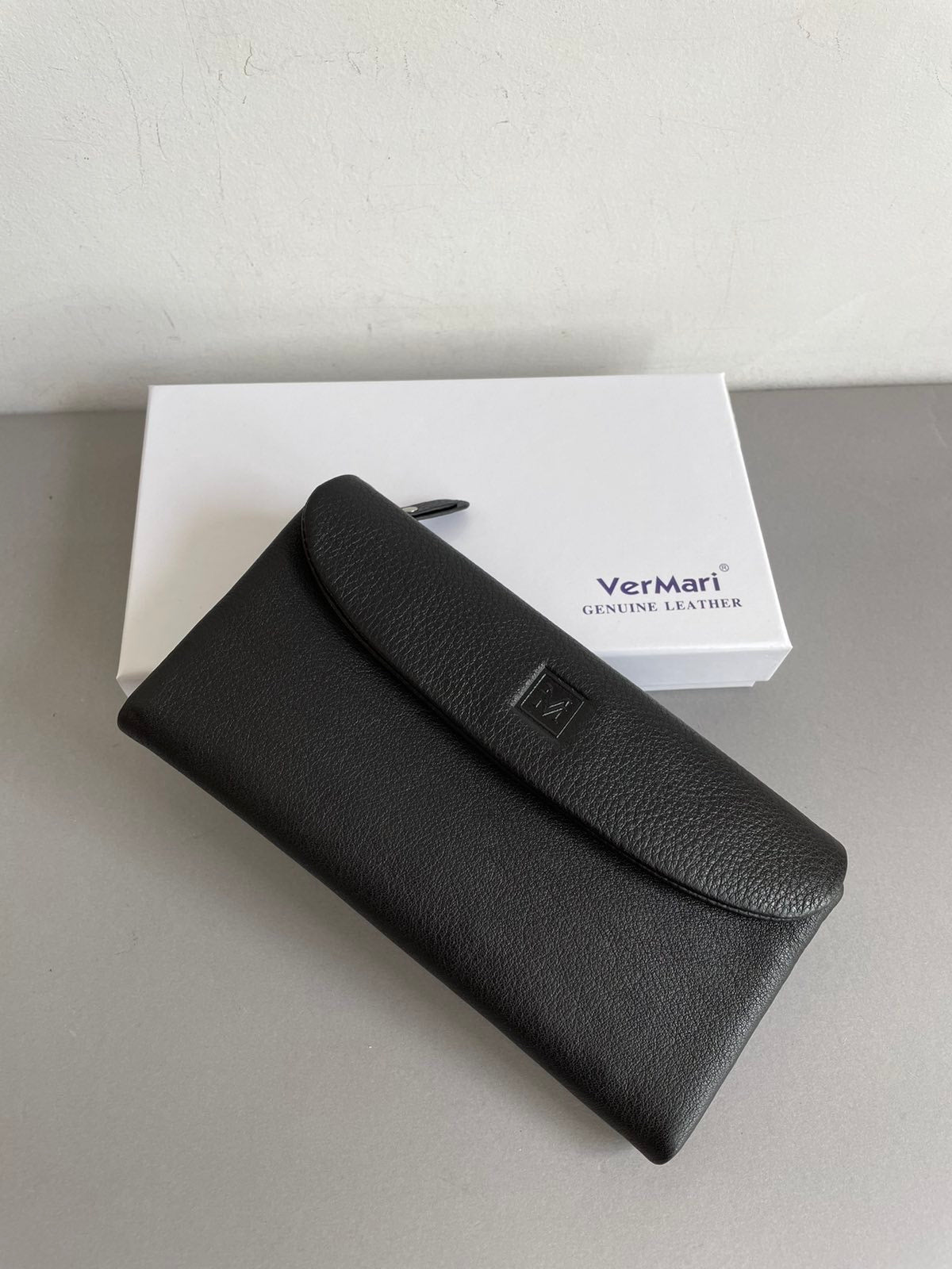 Odinė moteriška piniginė