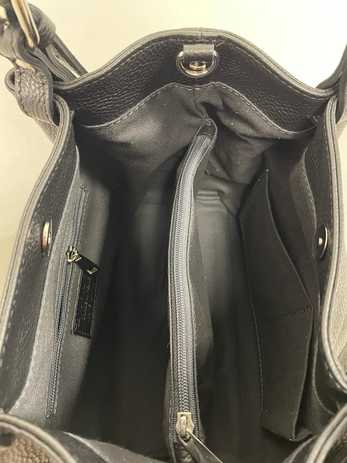 Moteriška natūralios odos rankinė