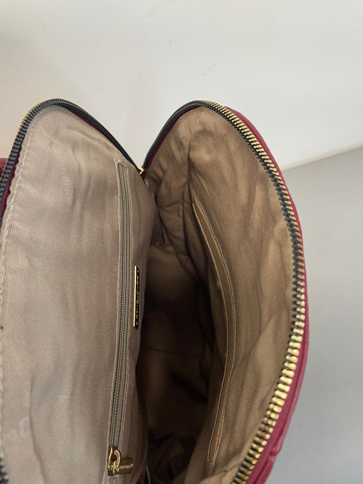 Stilinga David Jones moteriška kuprinė