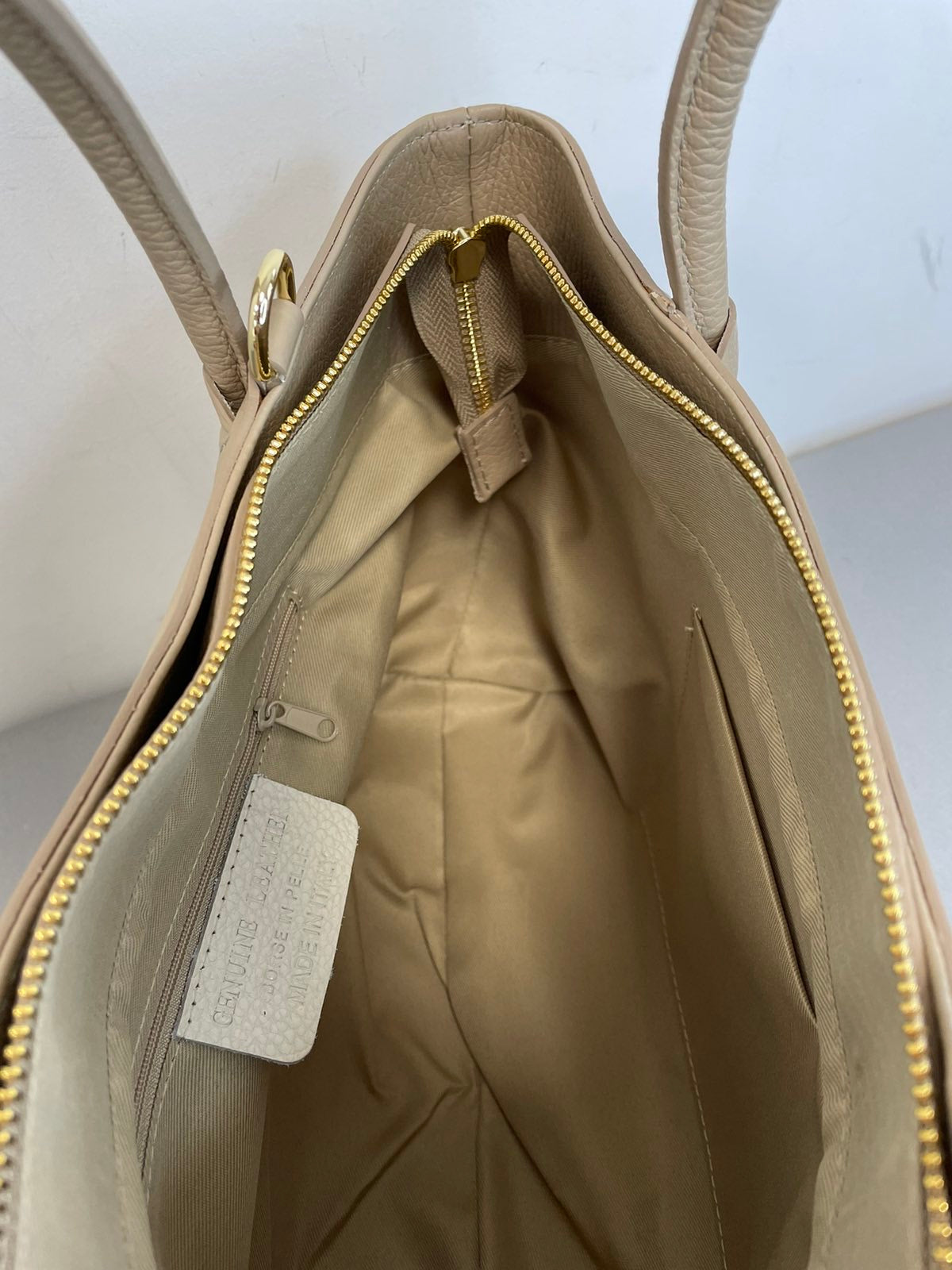 Natūralios odos moteriška rankinė