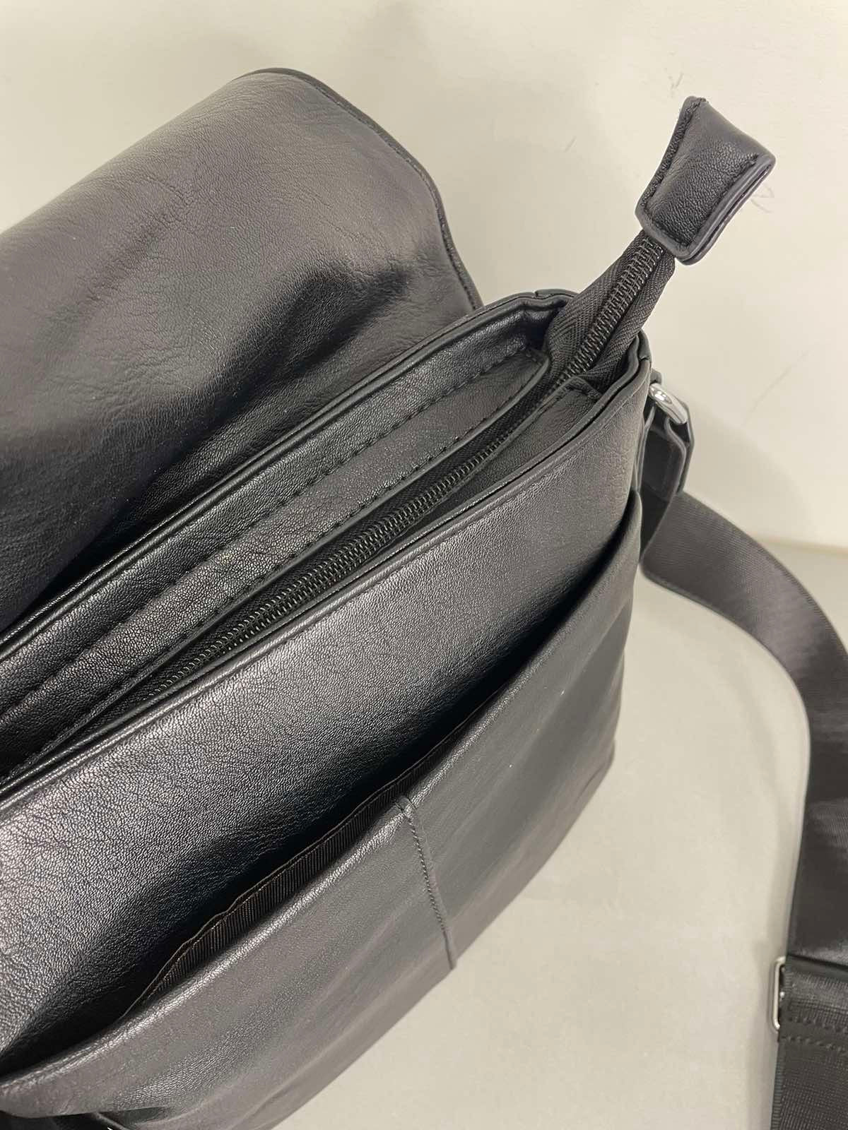 Vyriška rankinė per petį