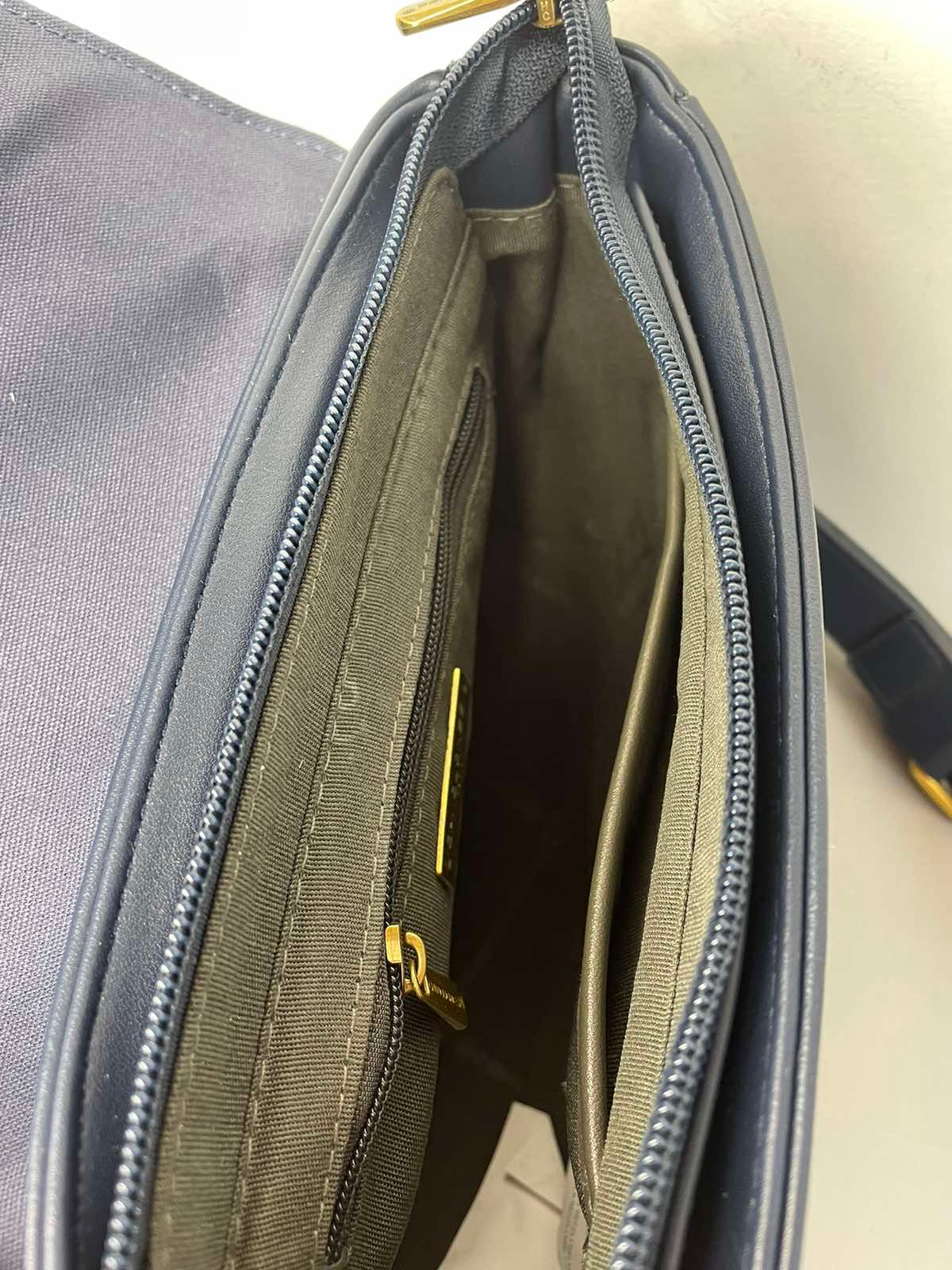 Mėlyna David Jones rankinė per petį