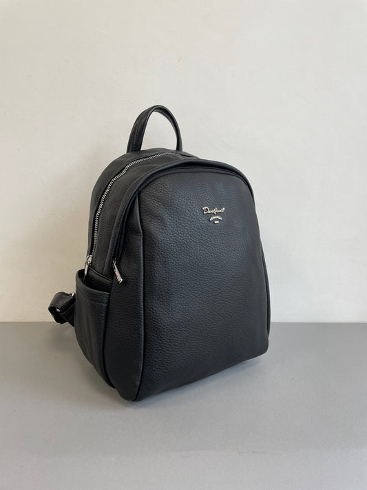 Juodos spalvos moteriška kuprinė David Jones