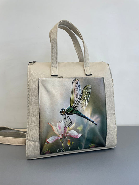 Moteriška kuprinė-rankinė