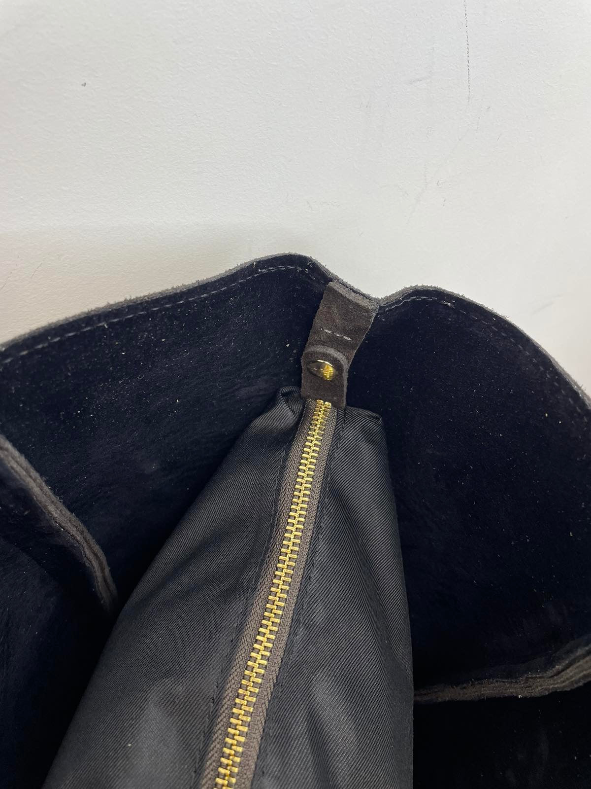 Stilinga ruda zomšinė rankinė