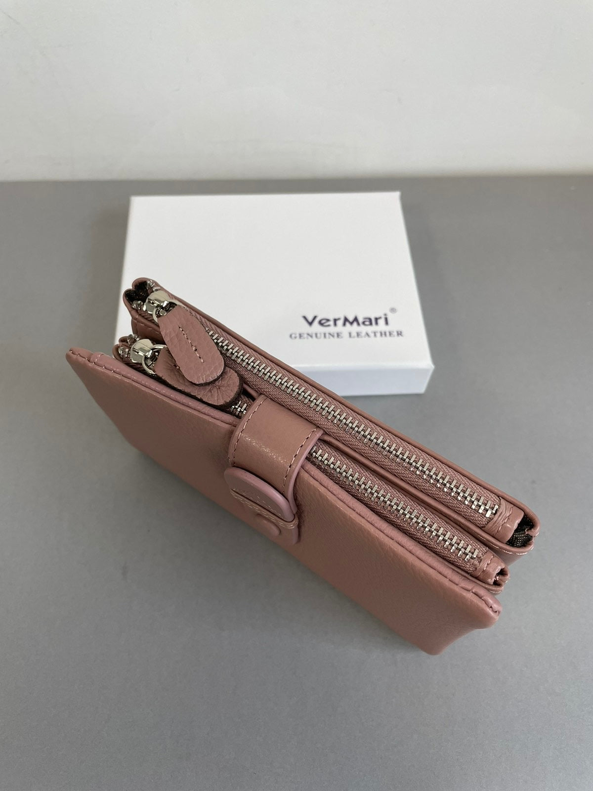 Rausvos spalvos moteriška VerMari piniginė