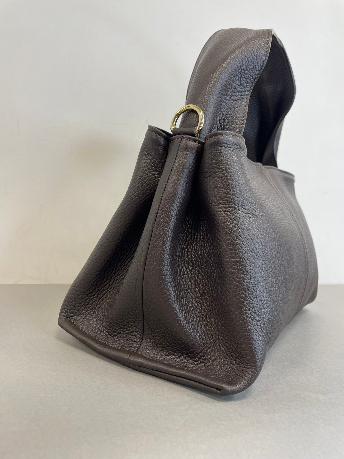 Stilinga natūralios odos rankinė