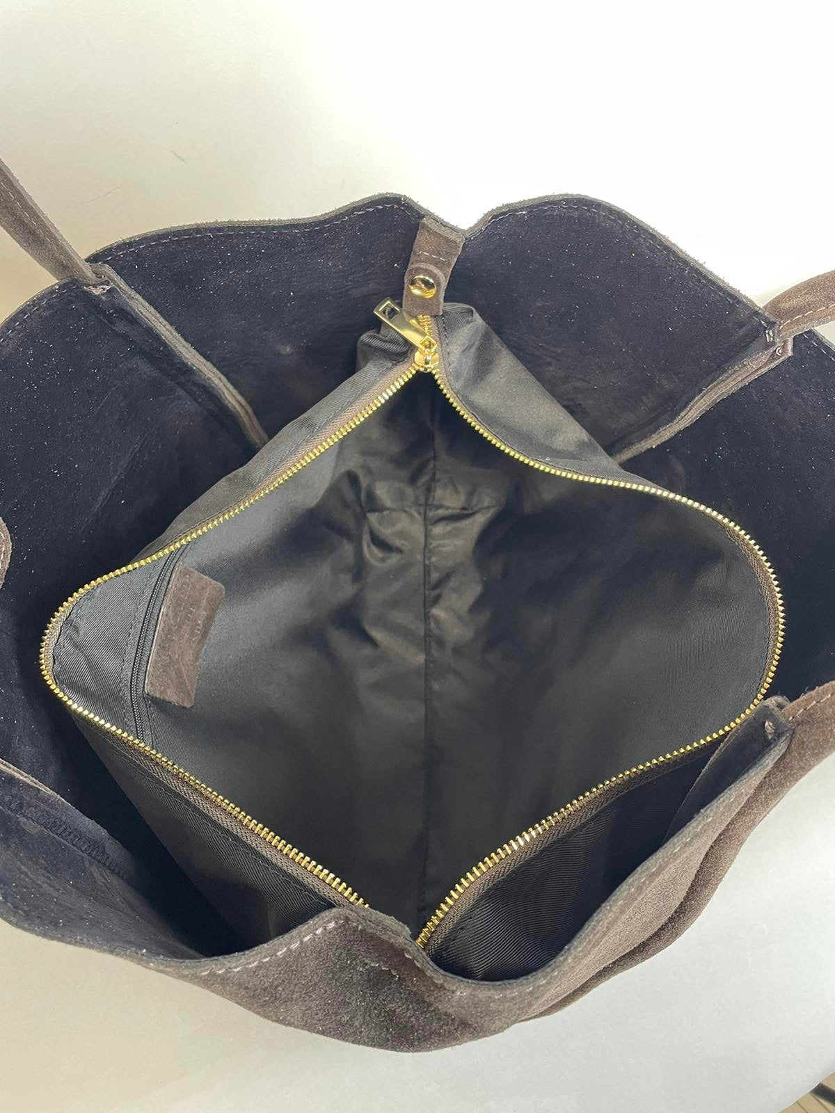 Stilinga ruda zomšinė rankinė