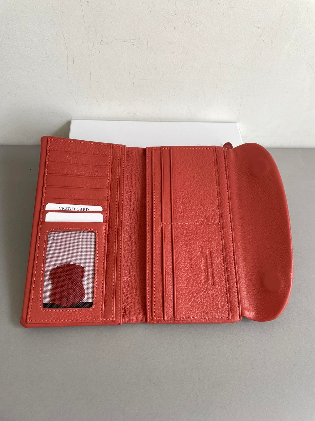 VerMari moteriška odinė piniginė