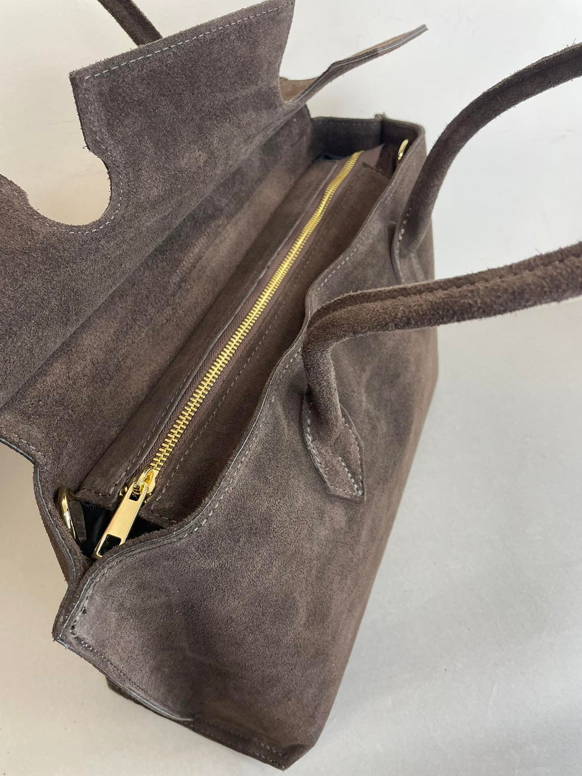 Natūralios odos rankinė moterims