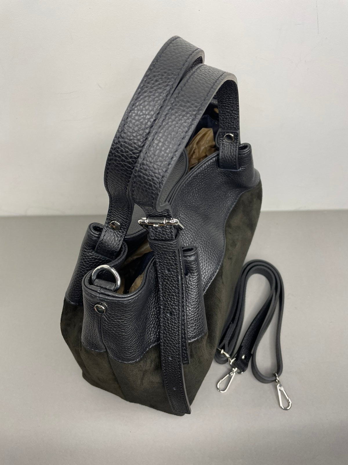 Moteriška natūralios odos rankinė