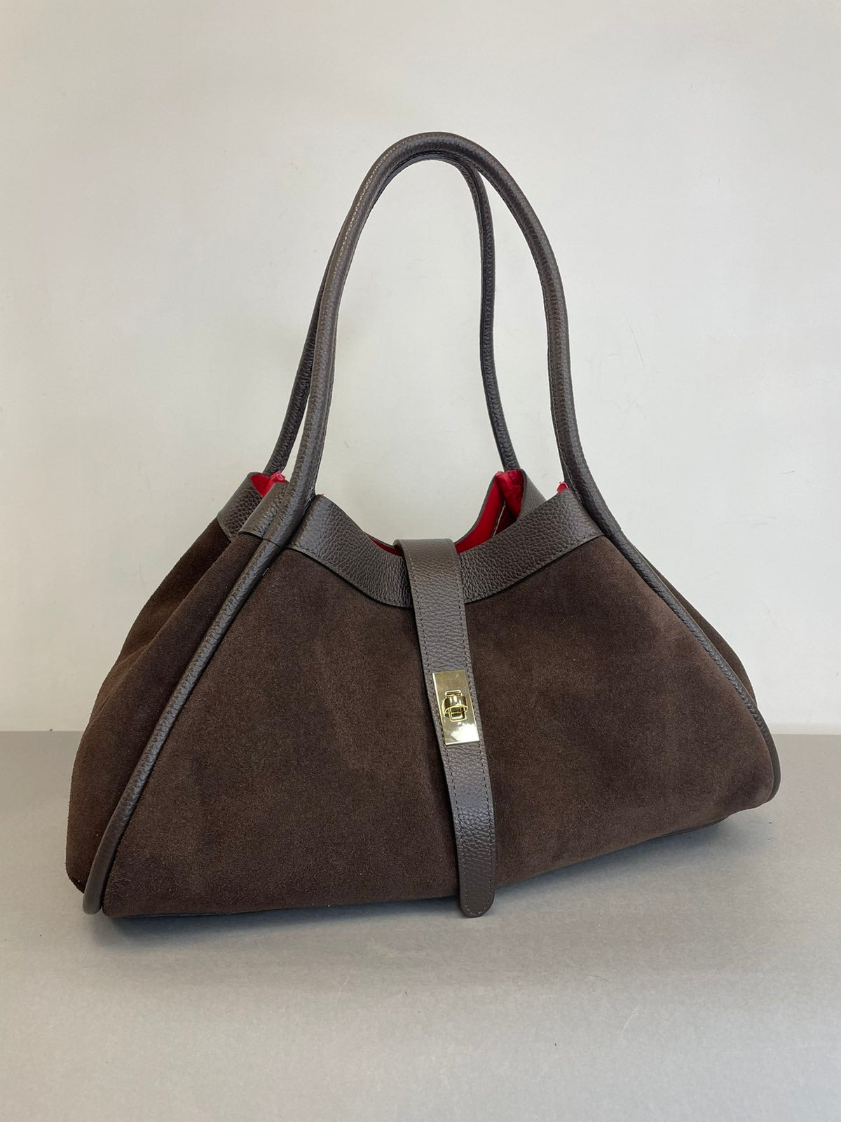 Stilinga natūralios odos rankinė