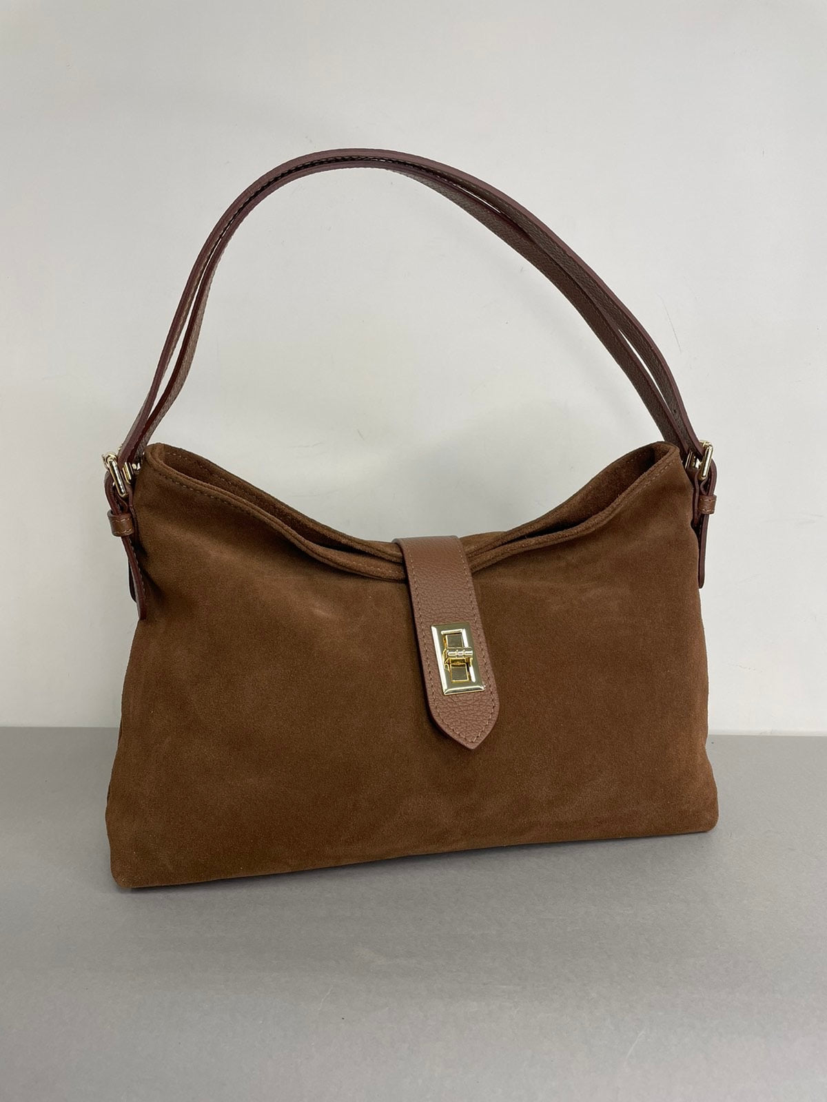 Stilinga natūralios odos rankinė