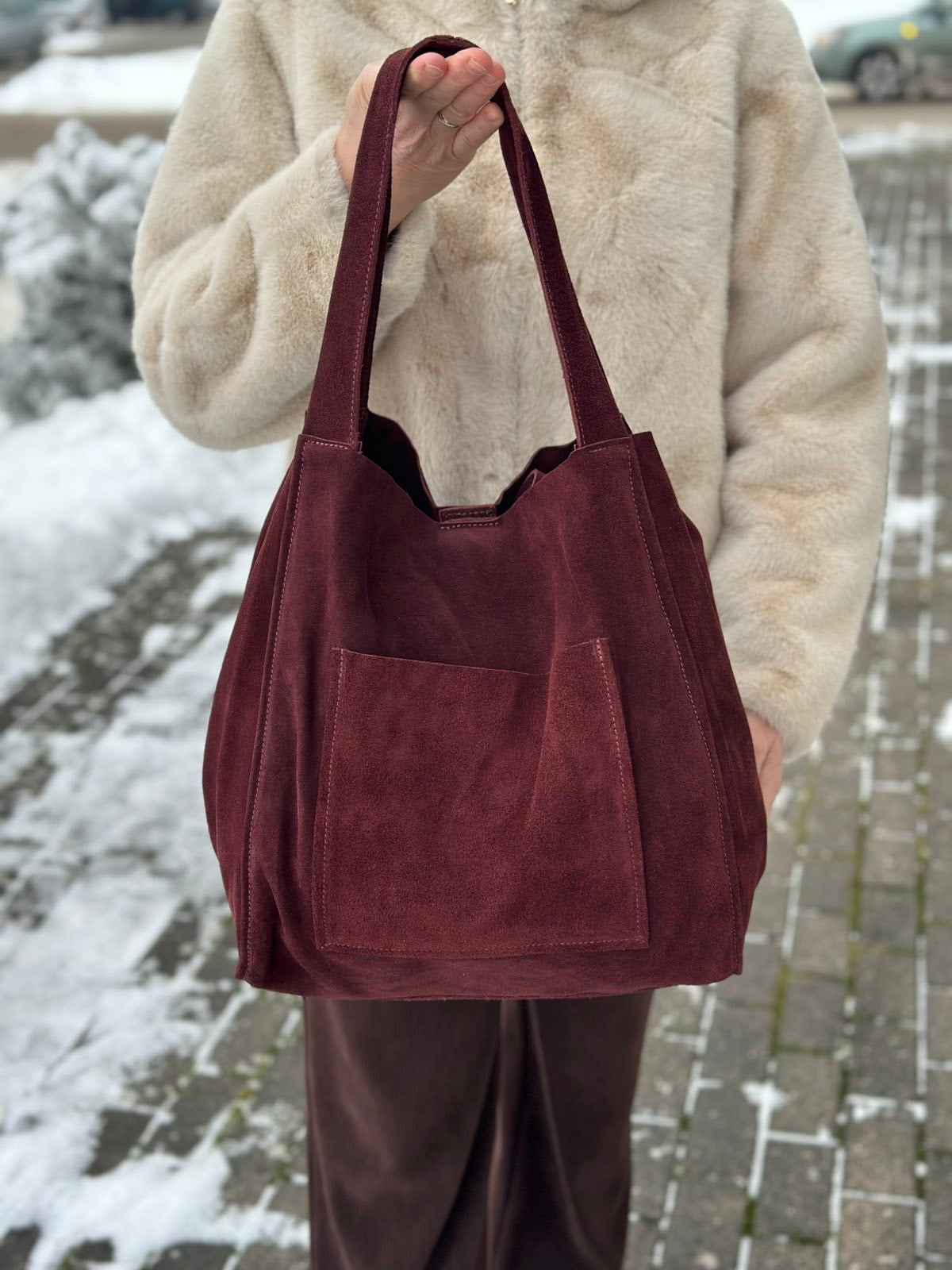 Natūralaus zomšo moteriška rankinė