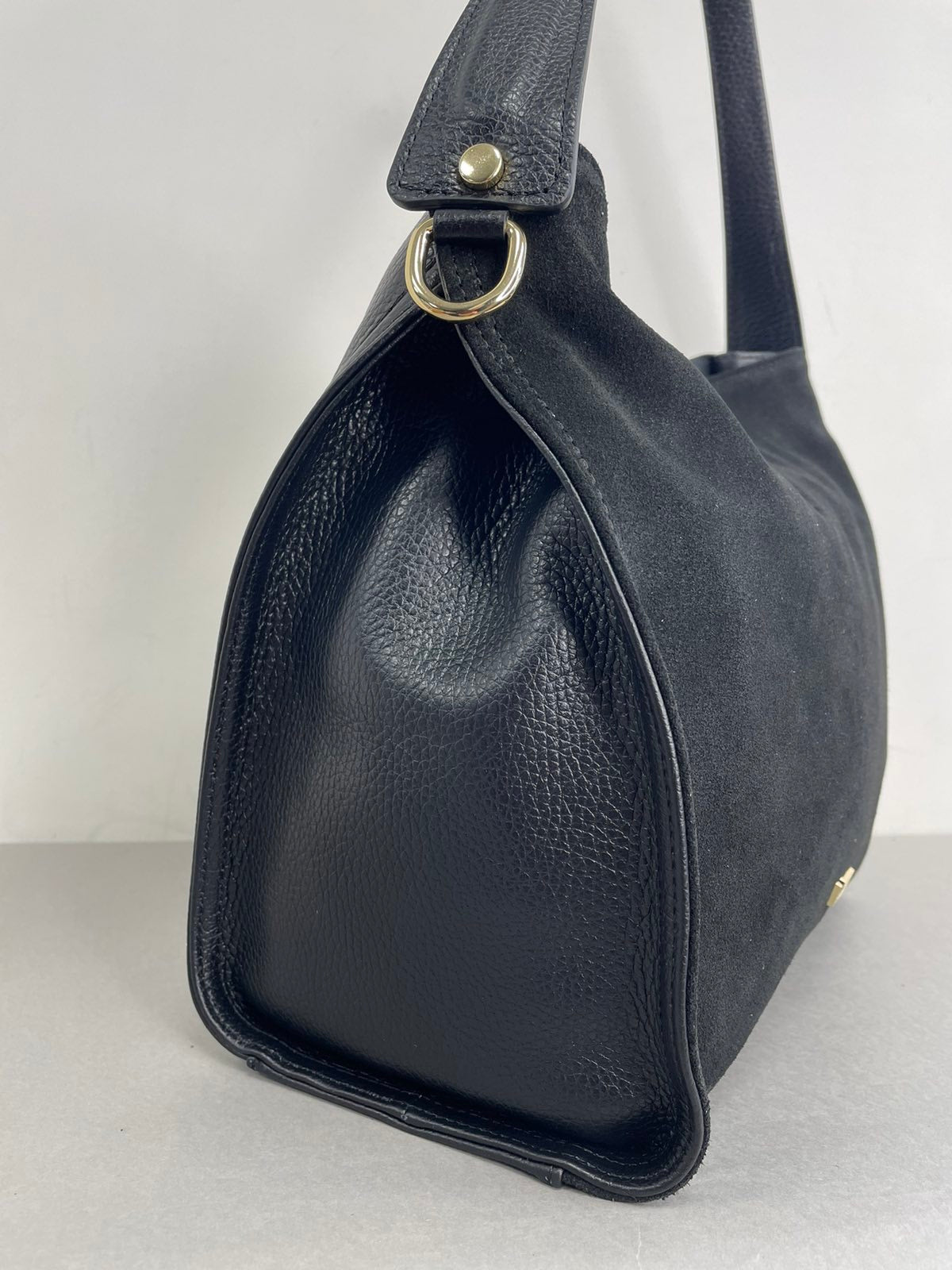 Vezze natūralios odos rankinė