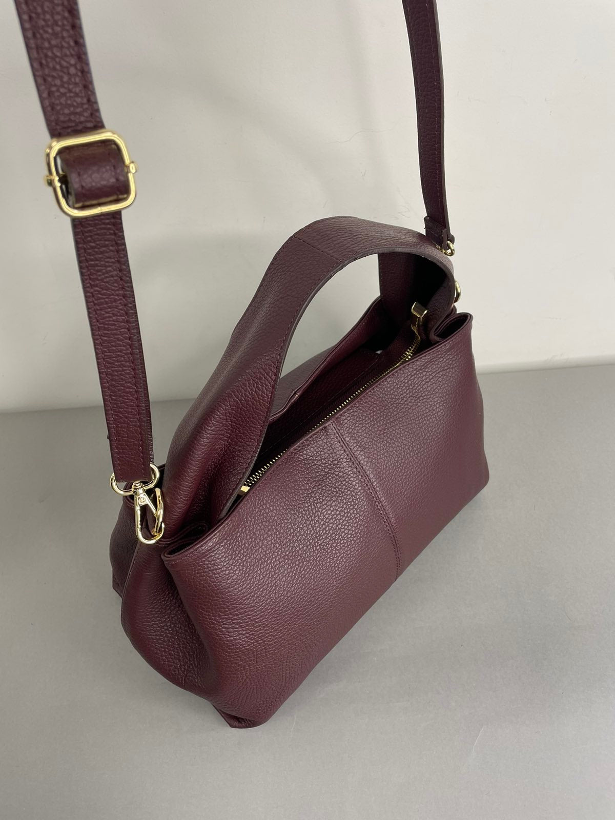 Stilinga odinė rankinė