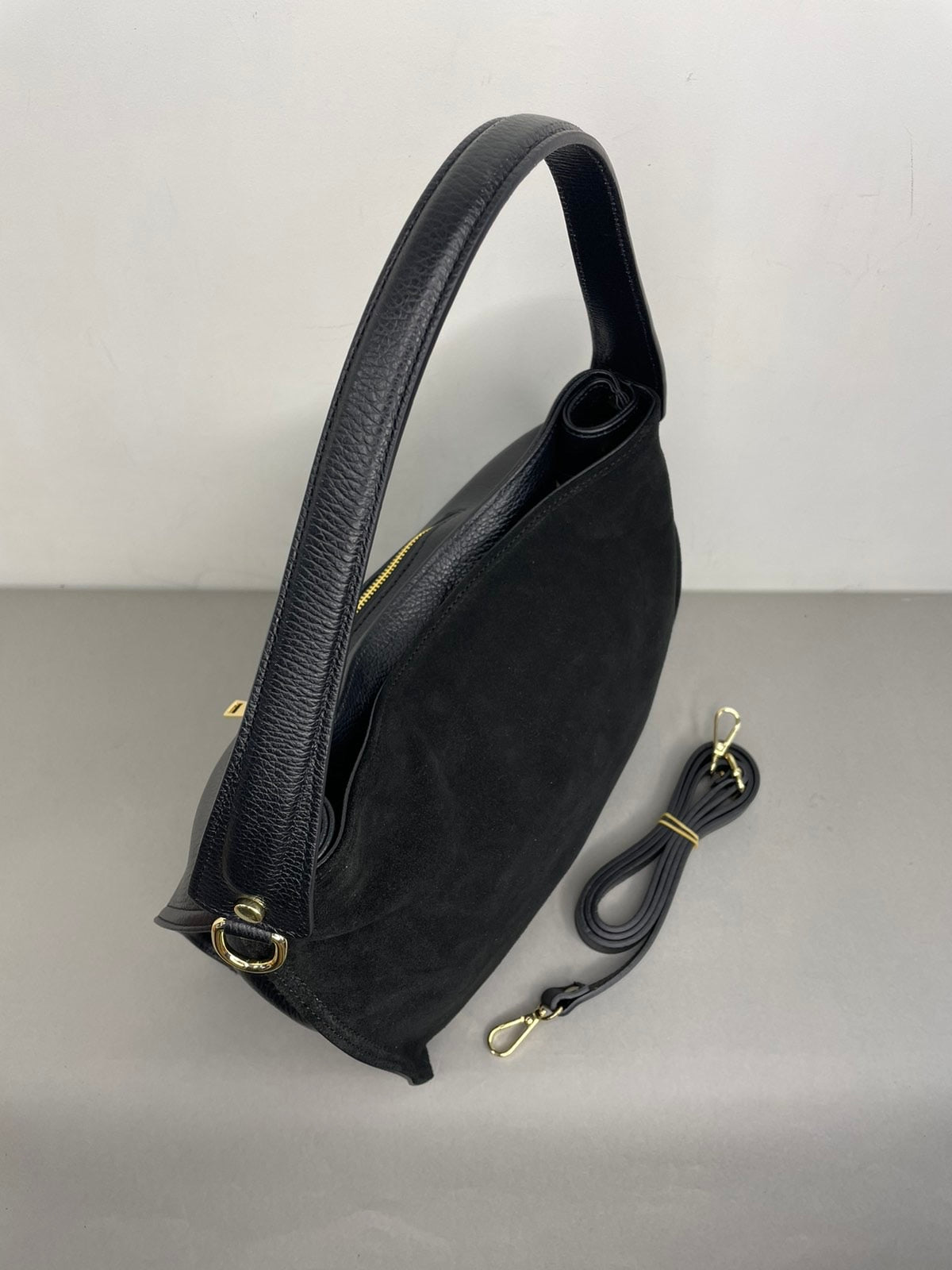 Vezze natūralios odos rankinė