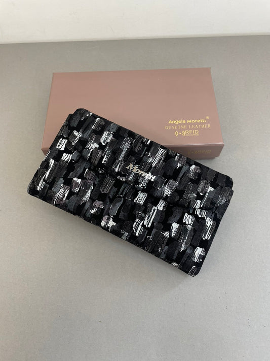 Juoda moteriška piniginė