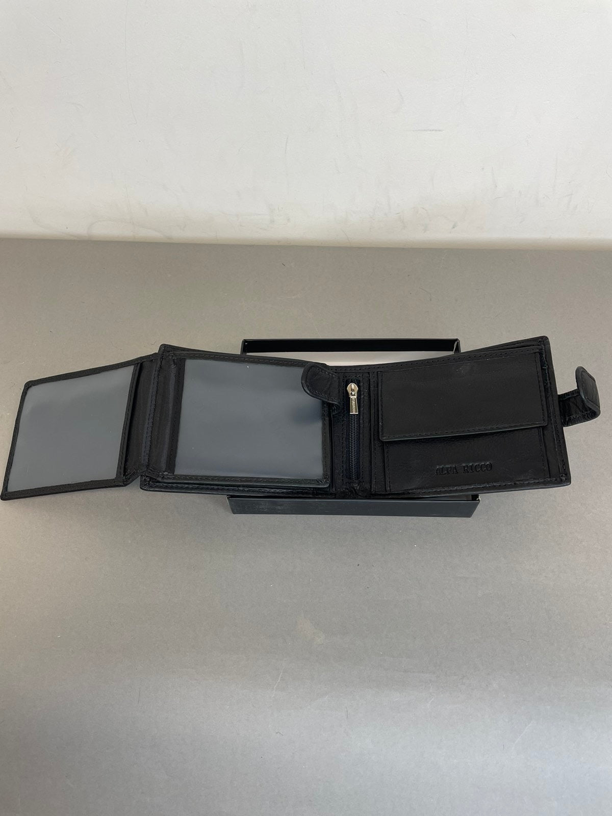 Vyriška natūralios odos piniginė Alfa Ricco