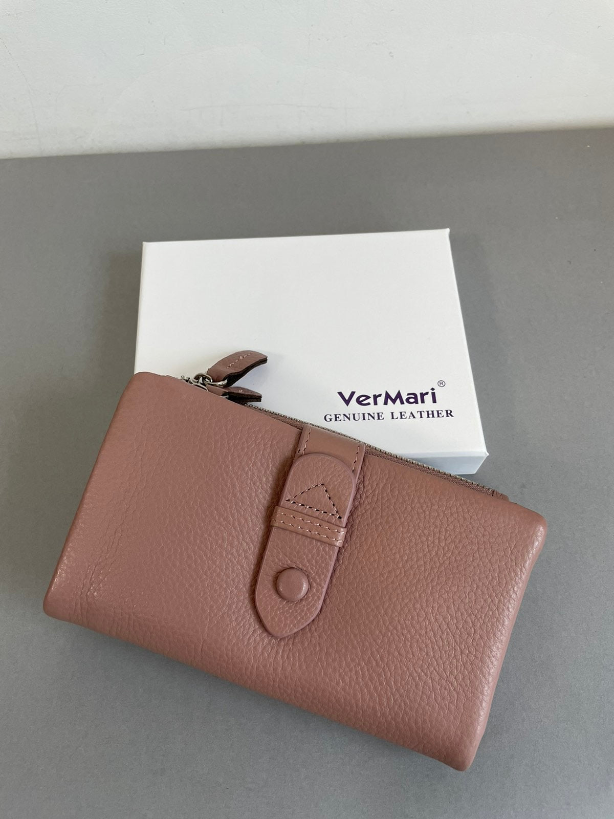 Rausvos spalvos moteriška VerMari piniginė
