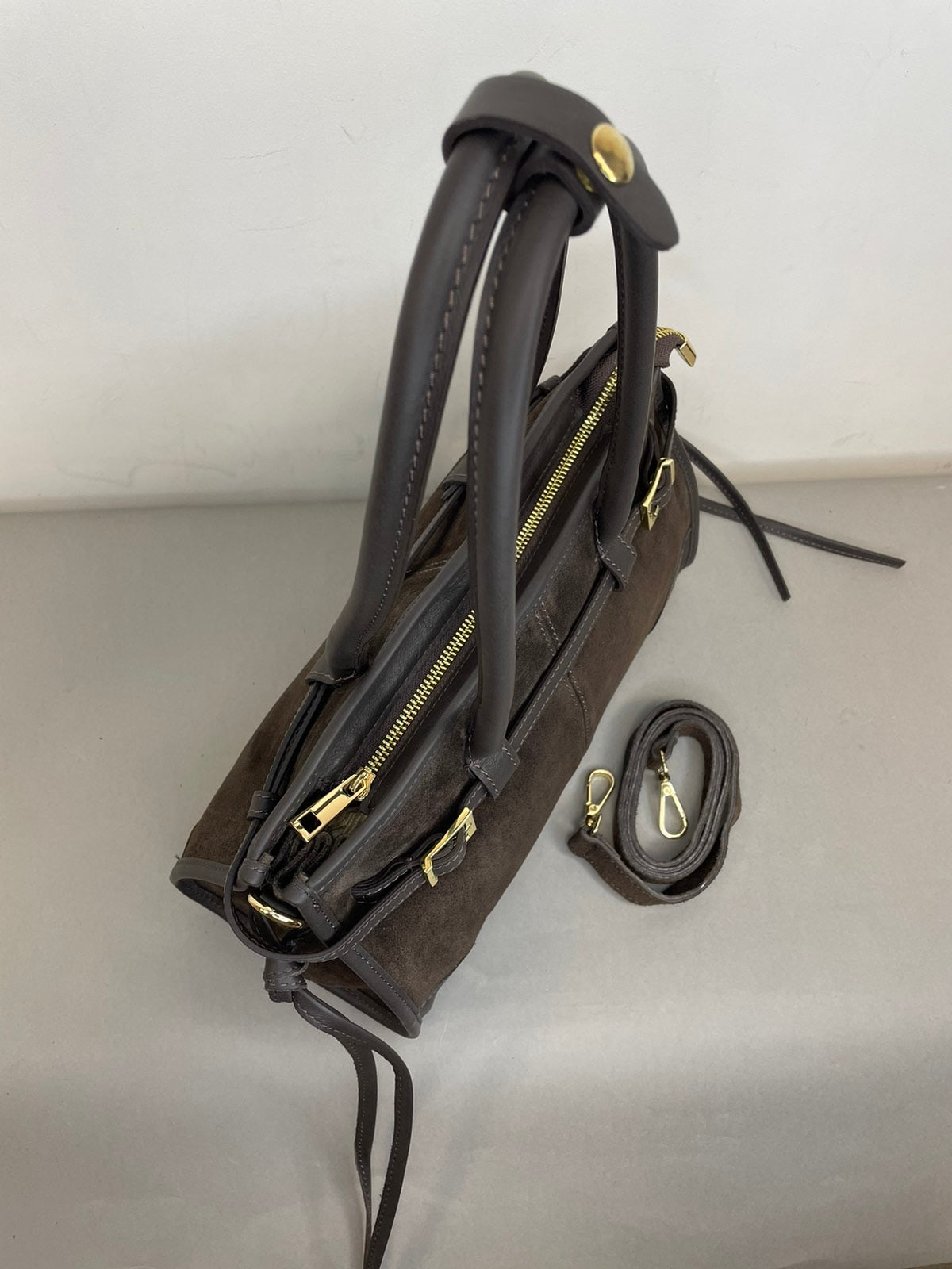 Stilinga natūralios odos rankinė