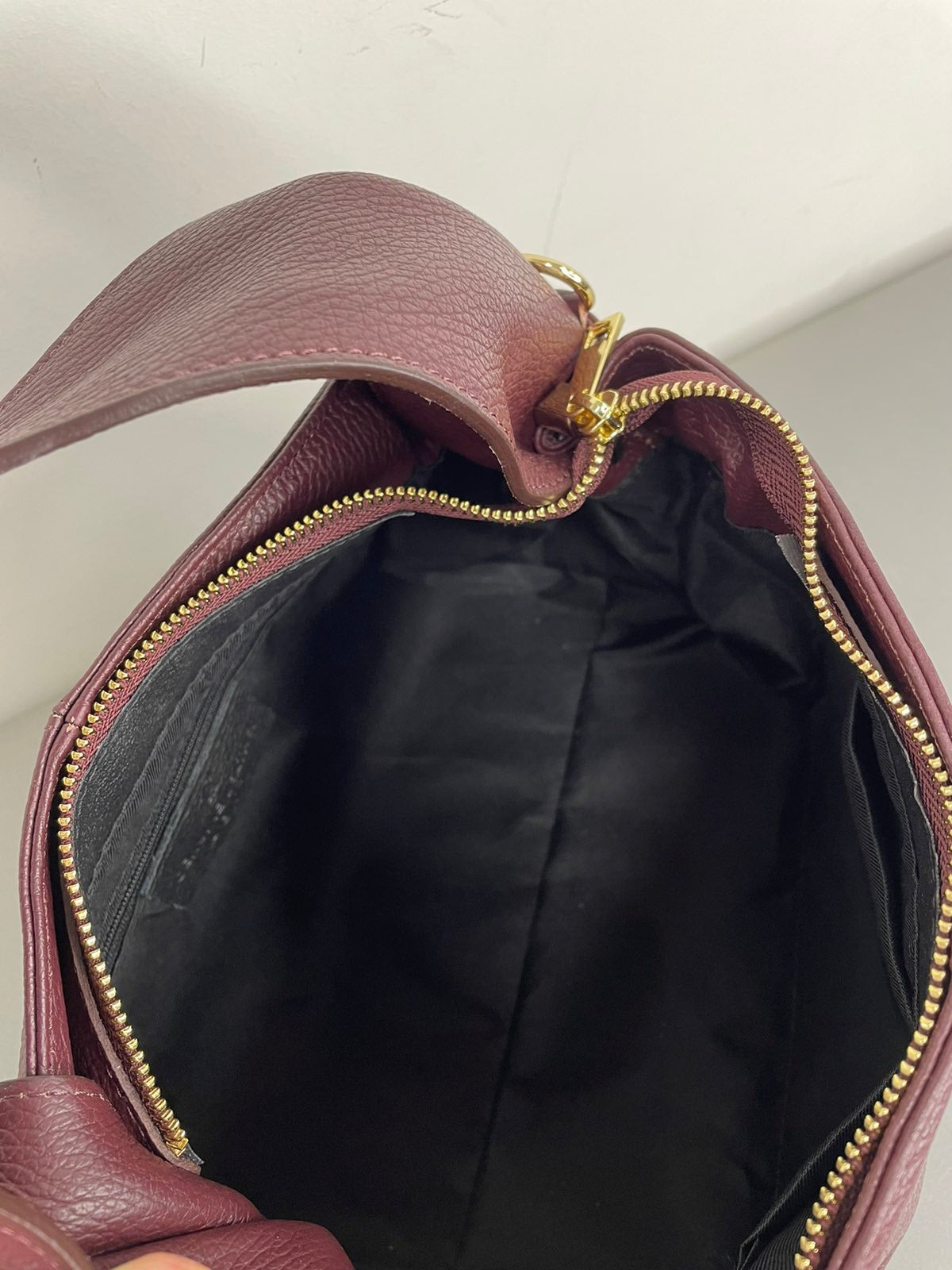 Stilinga odinė rankinė