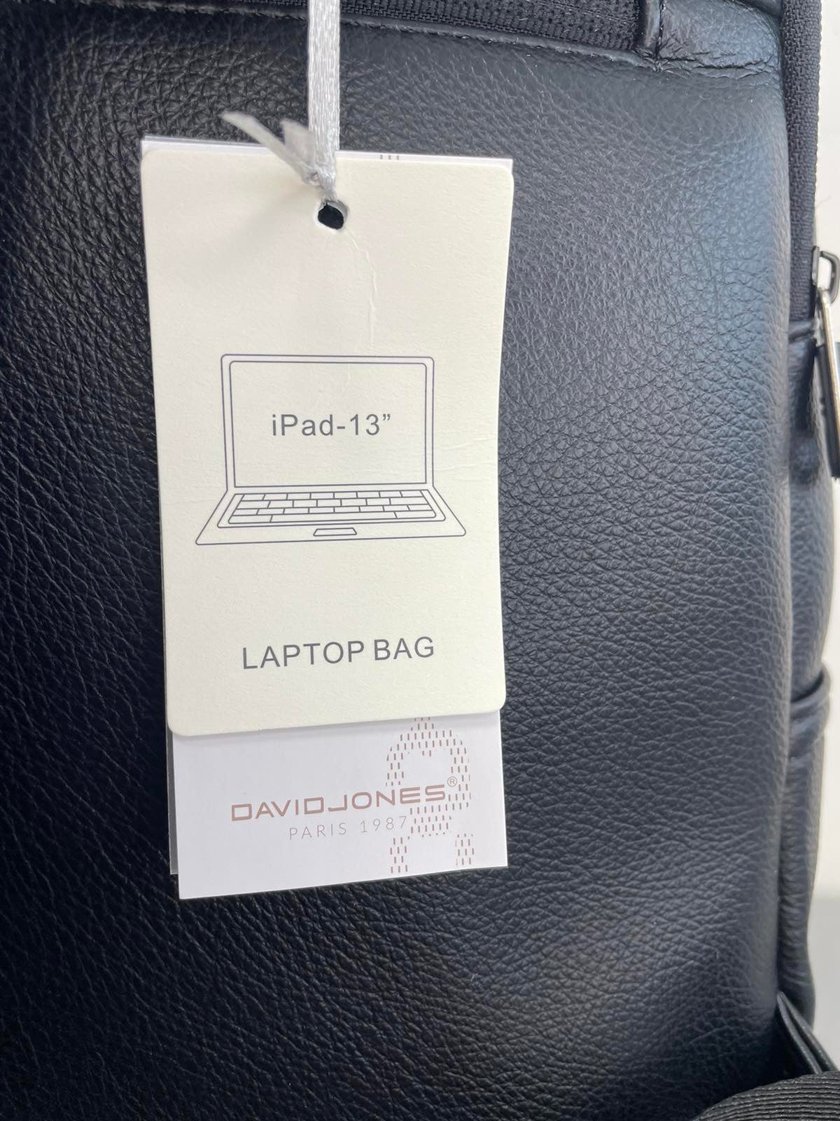 Juoda David Jones kuprinė su skyriumi kompiuteriui 13”