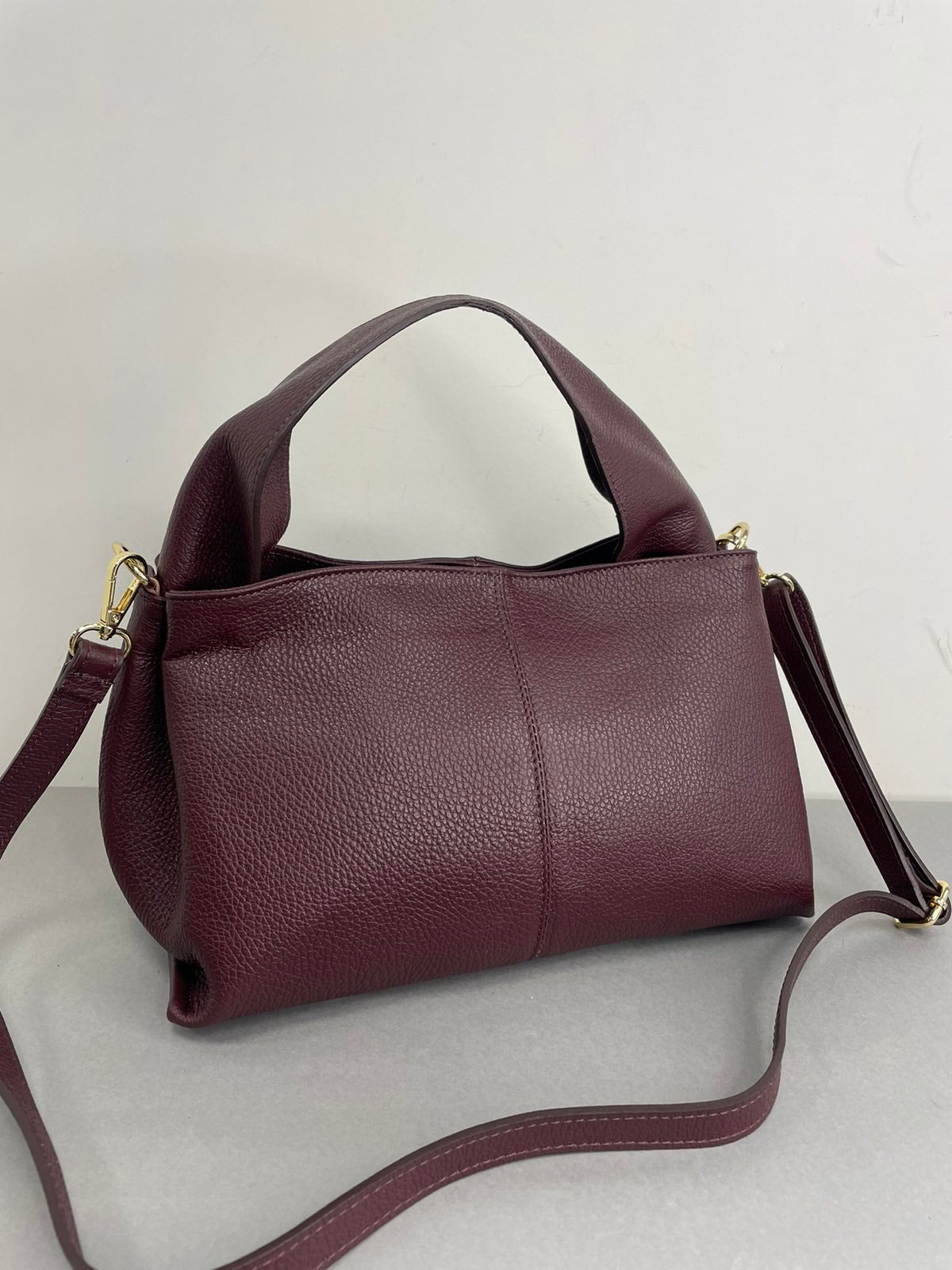 Stilinga odinė rankinė