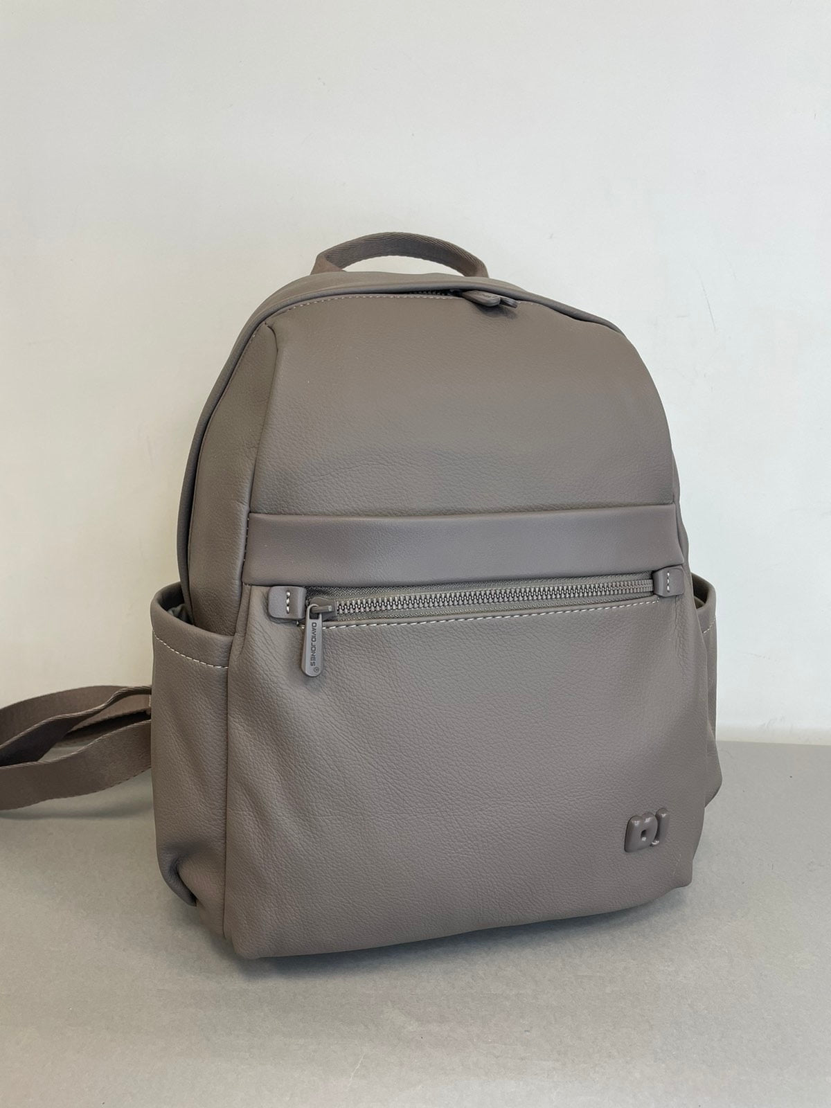 Moteriška kuprinė David Jones