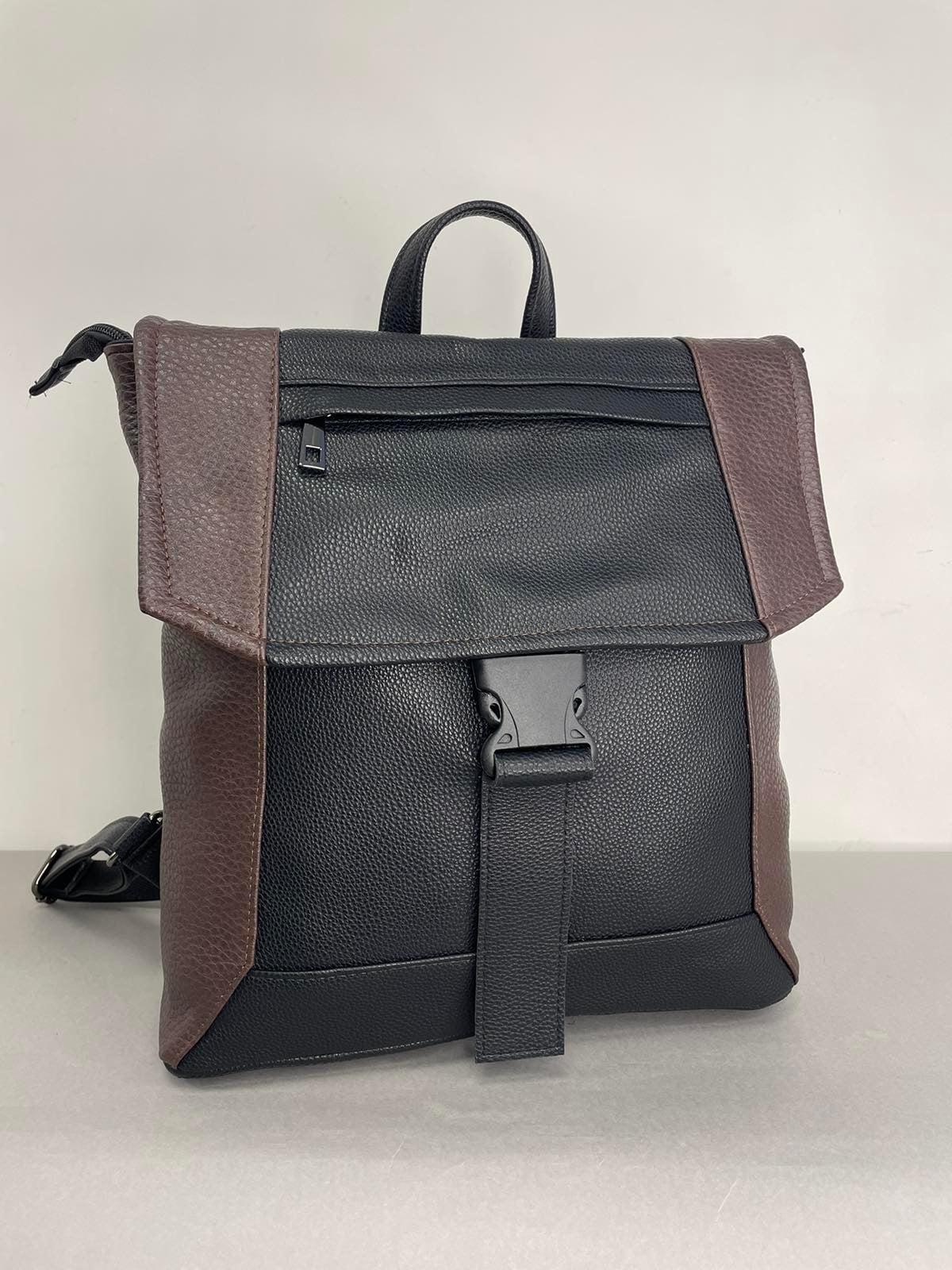 Moteriška Sominta kuprinė