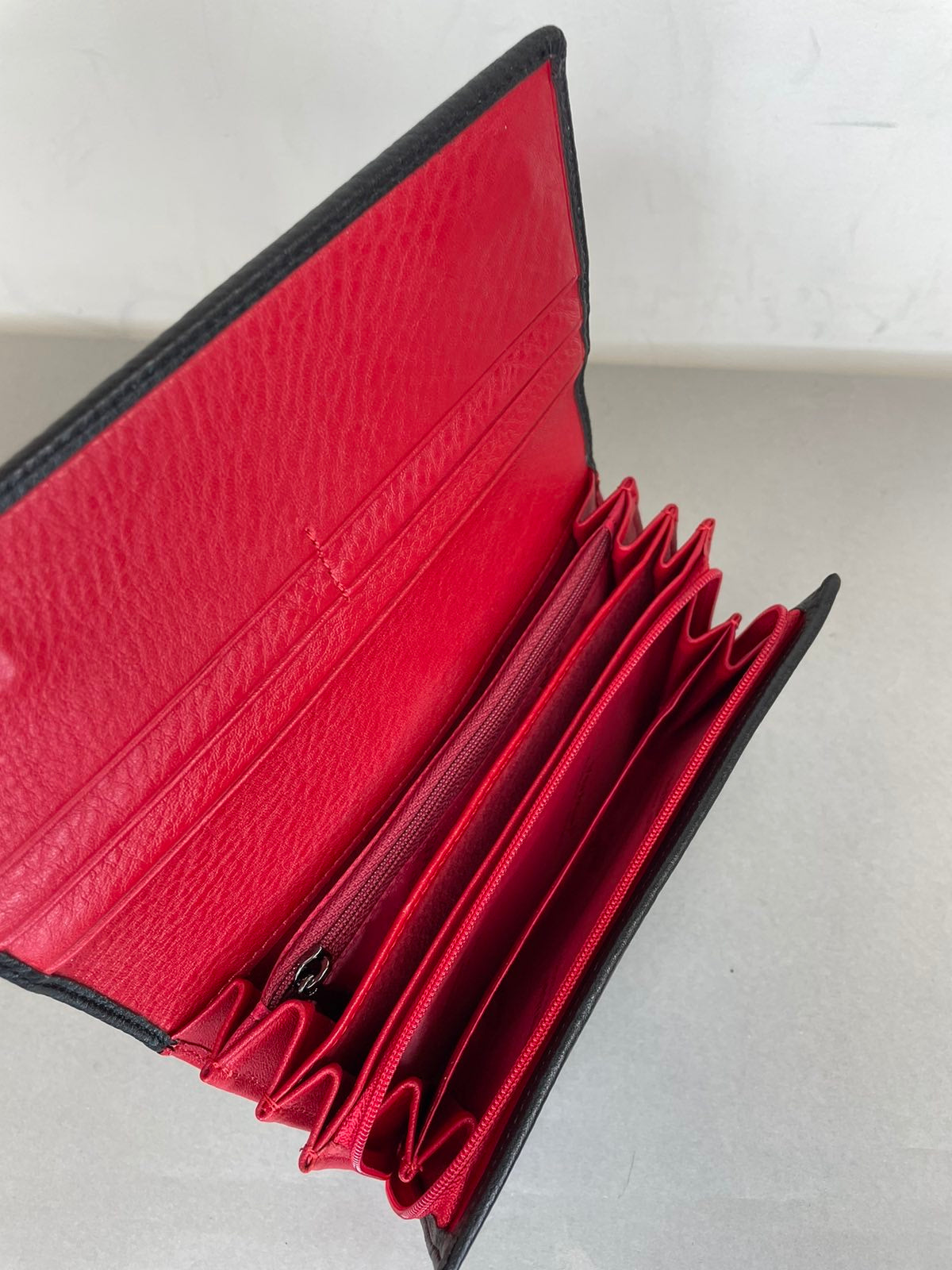 Moteriška piniginė VerMari