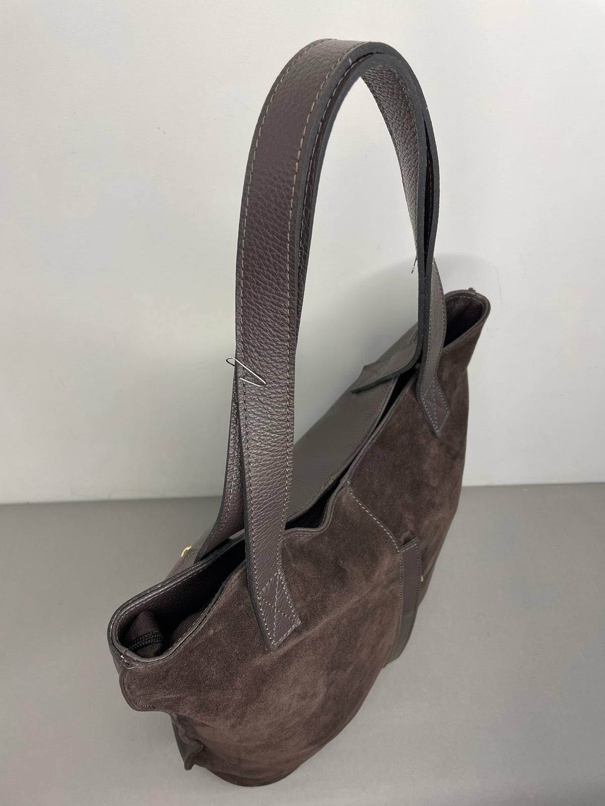 Vezze natūralios odos moteriška rankinė