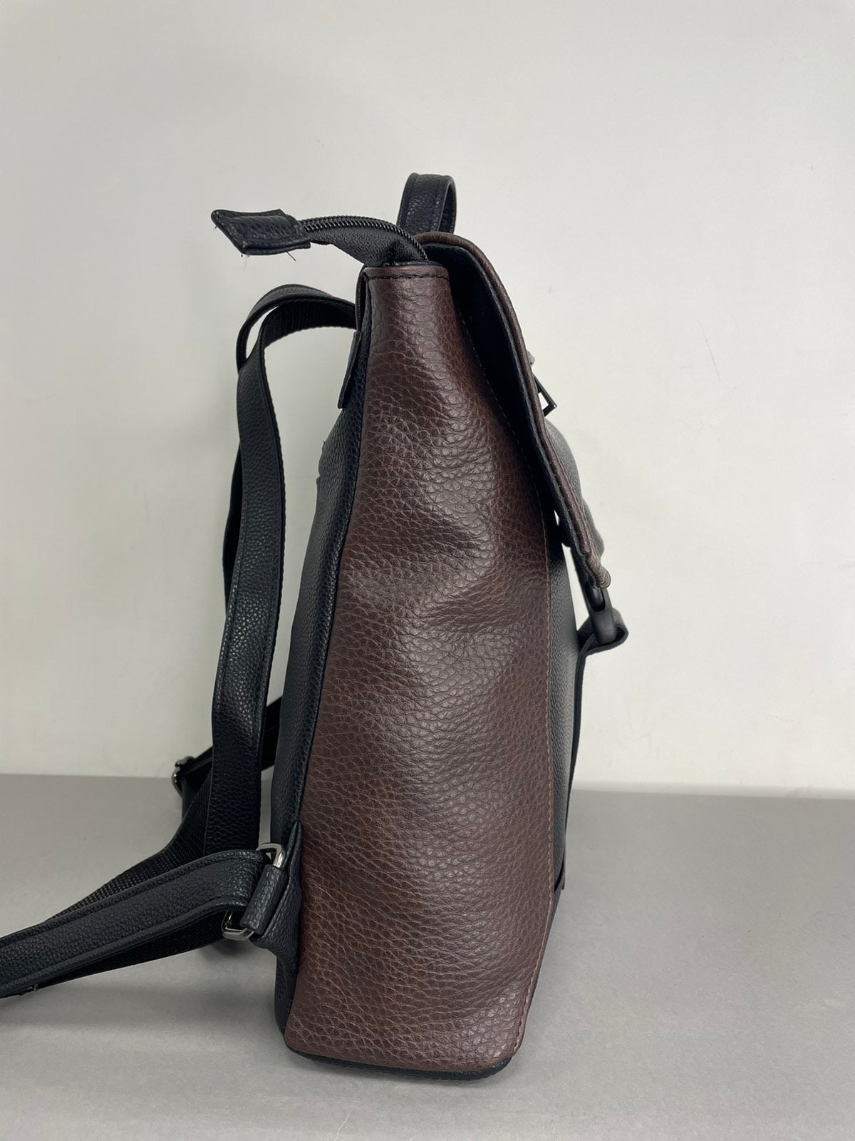 Moteriška Sominta kuprinė