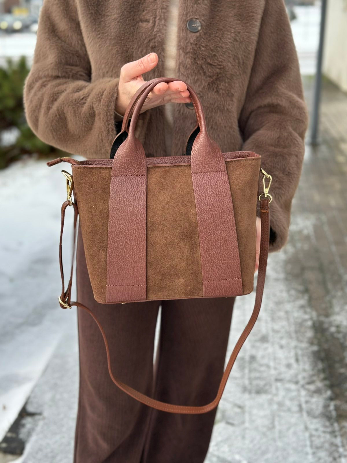 Natūralios odos moteriška rankinė