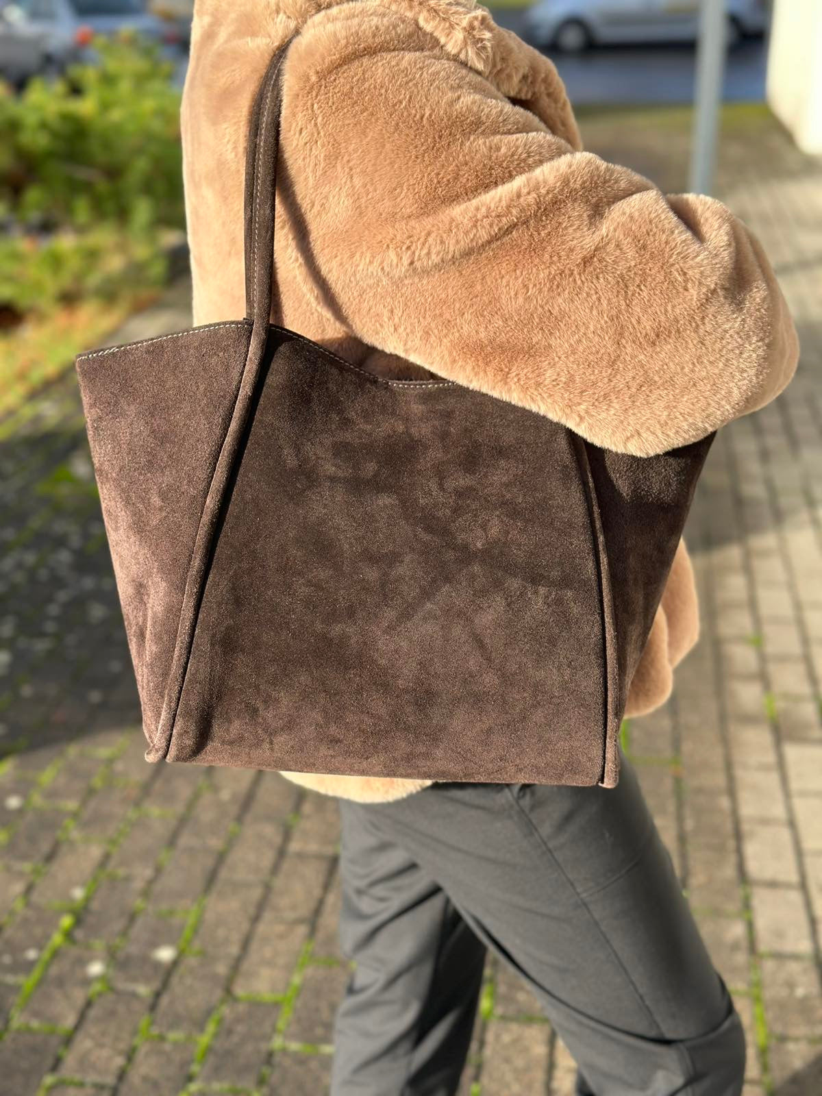 Stilinga ruda zomšinė rankinė