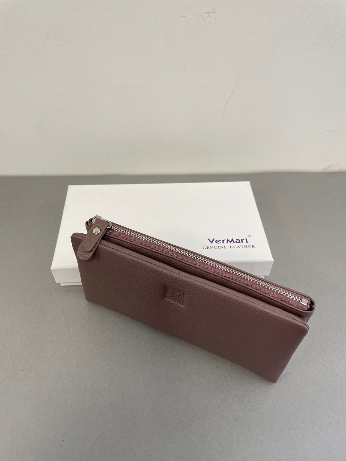 Odinė moteriška piniginė VerMari