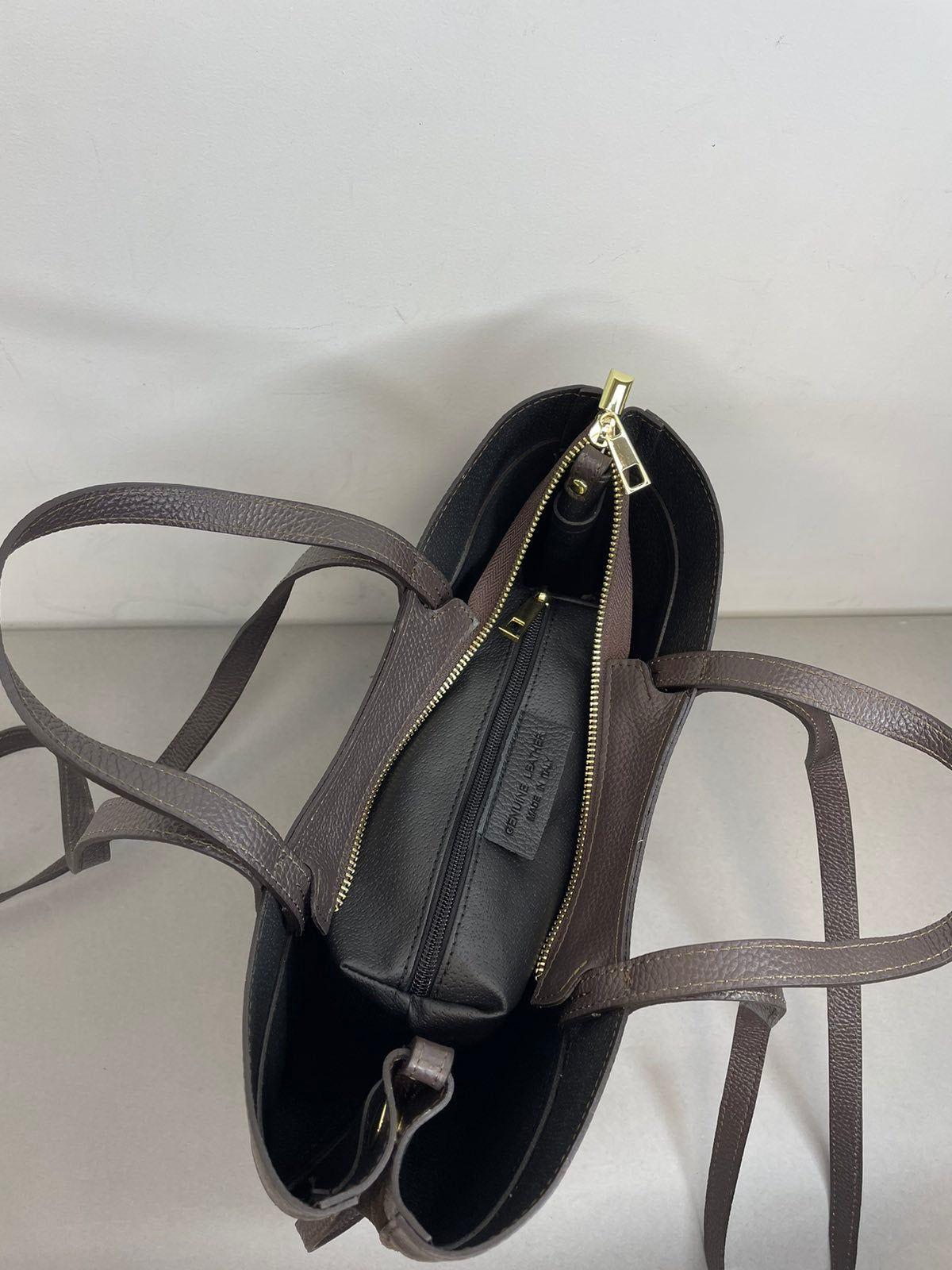 Stilinga ruda odinė moteriška rankinė