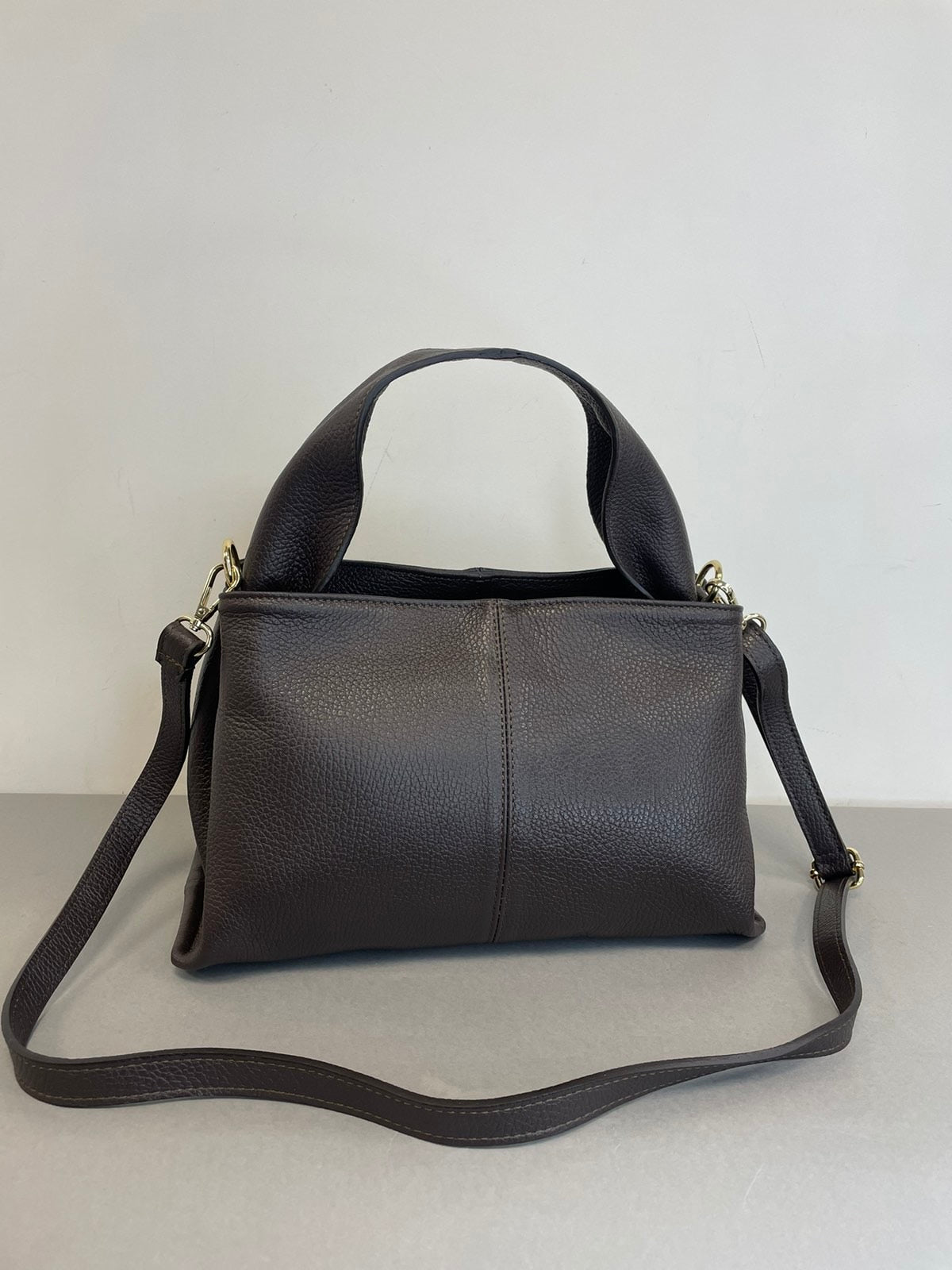 Stilinga natūralios odos rankinė