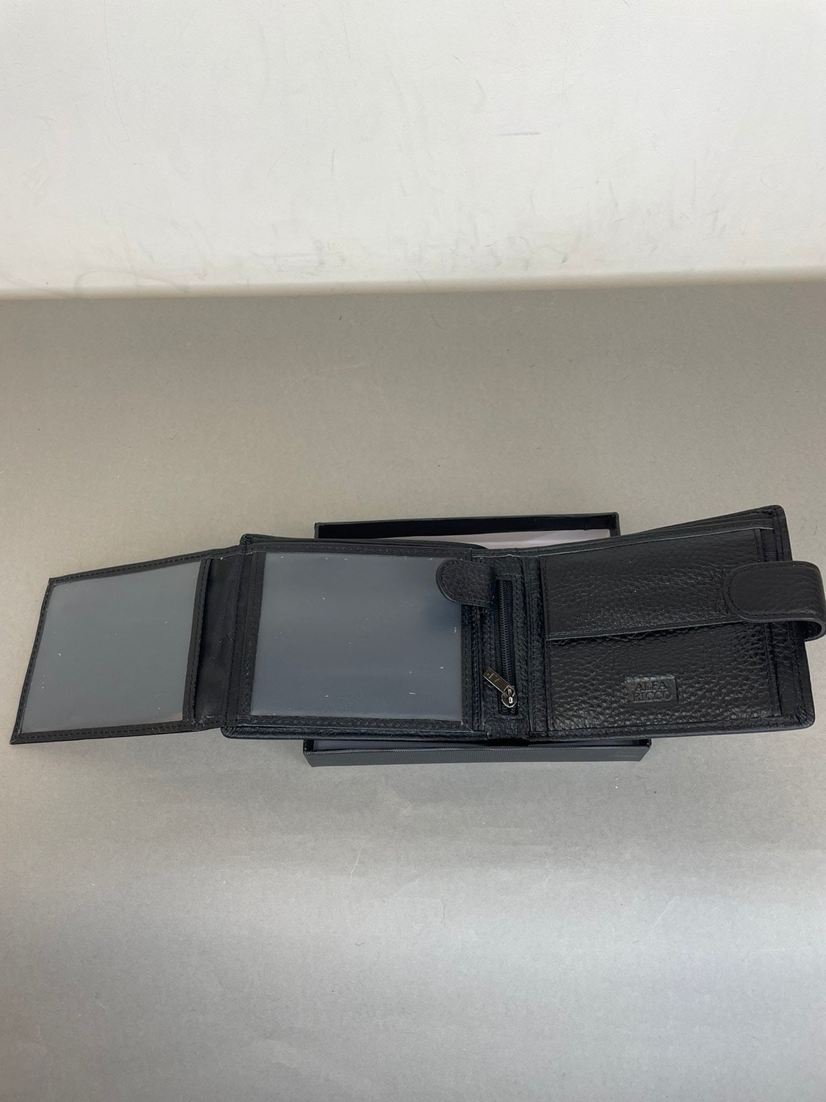 Natūralios odos piniginė Alfa Ricco