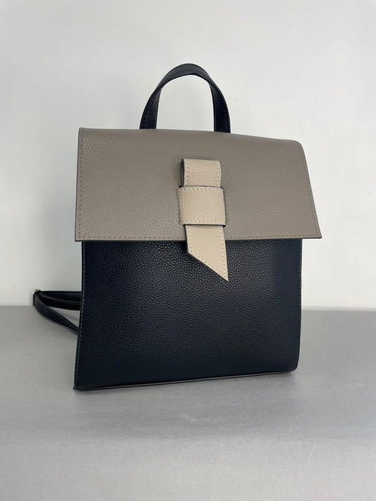 Moteriška kuprinė Sominta