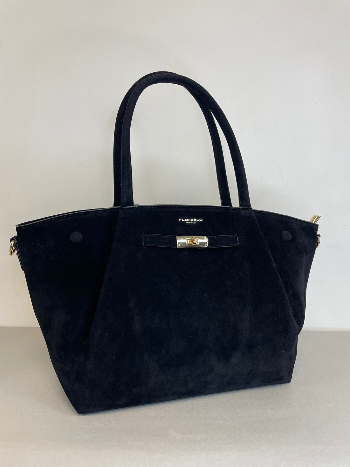 Juoda moteriška rankinė