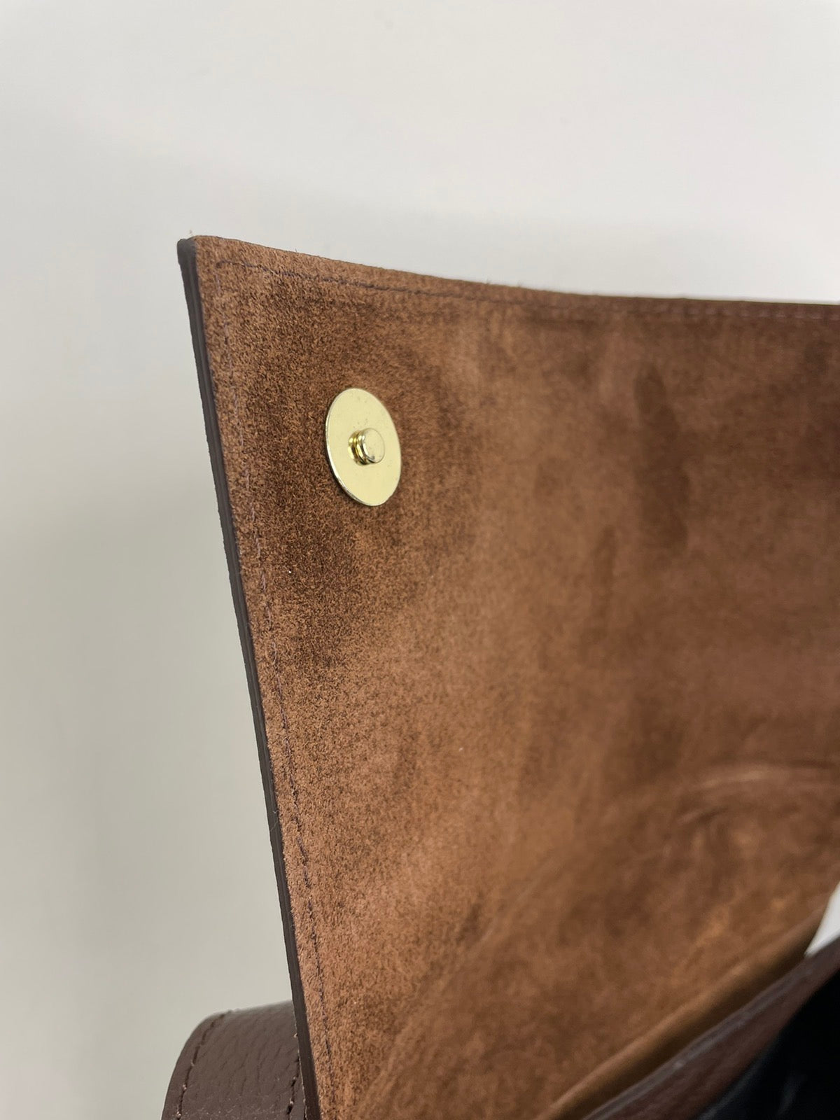 Ruda natūralios odos moteriška rankinė