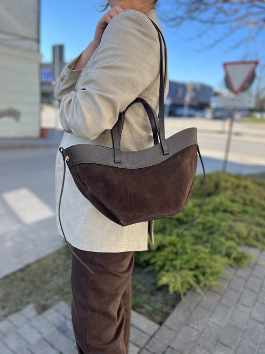 Stilinga ruda odinė moteriška rankinė