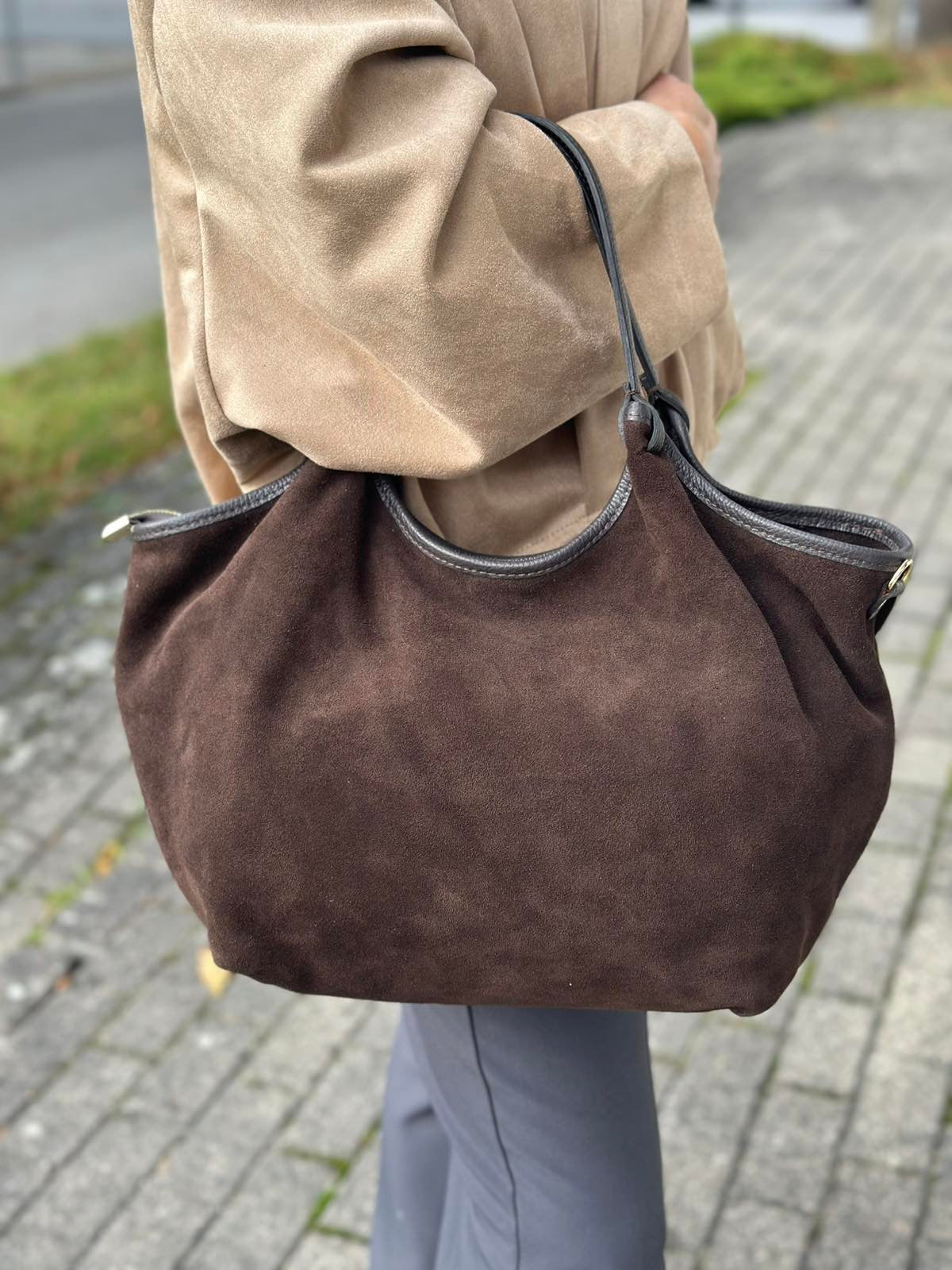 Natūralios odos moteriška rankinė